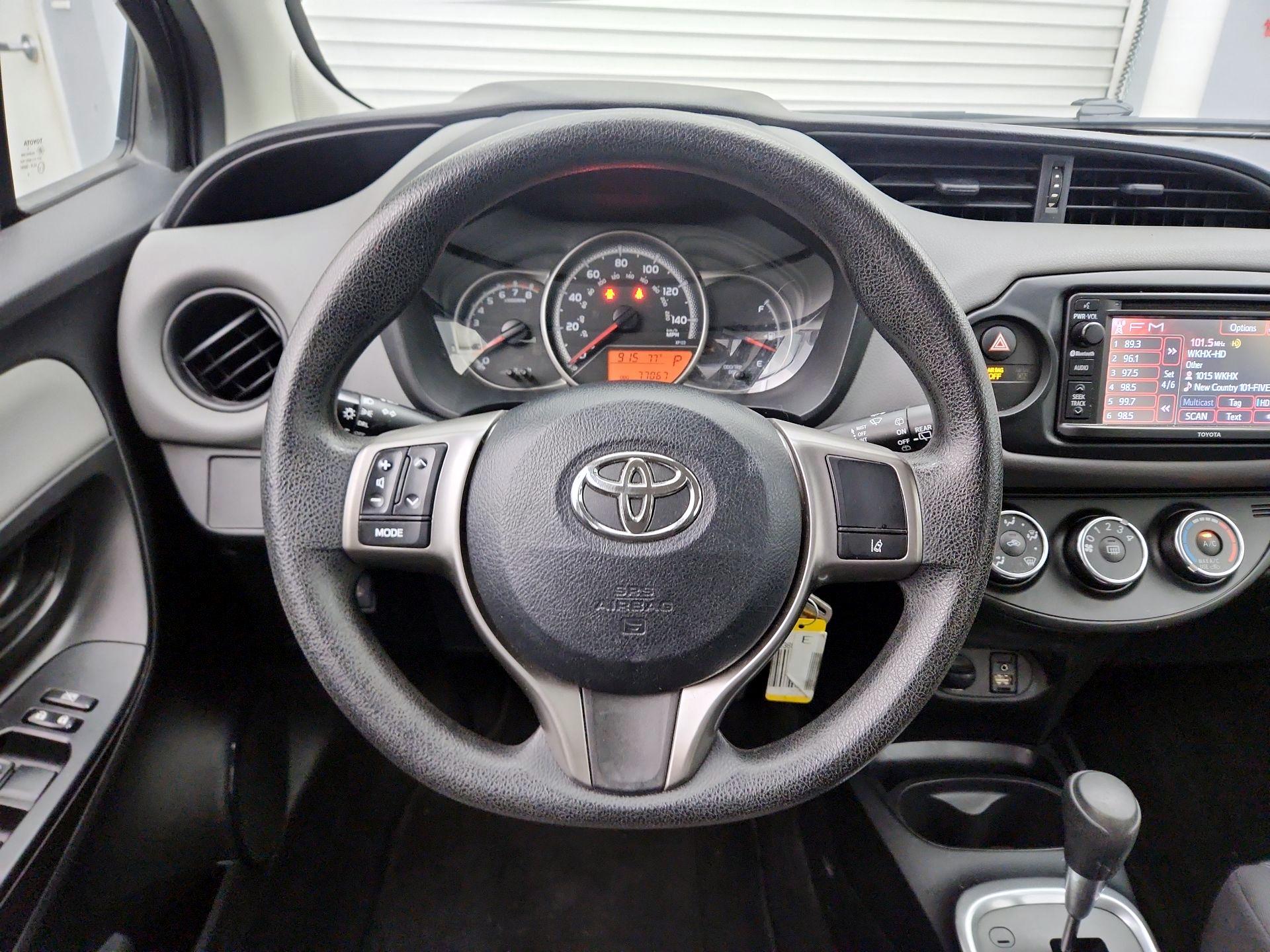 Thumbnail: 2017 Toyota Yaris - 10
