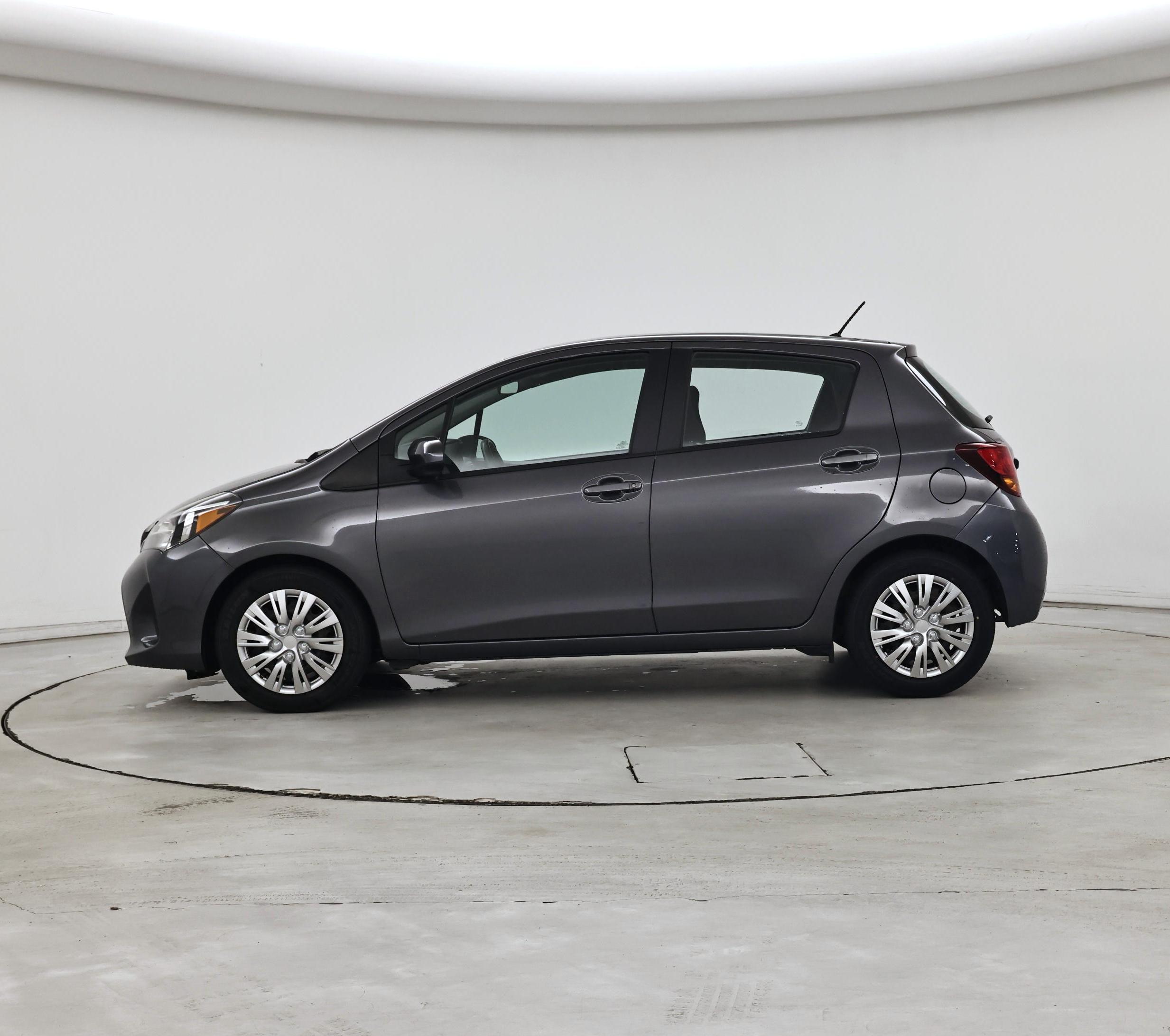 Thumbnail: 2017 Toyota Yaris - 3