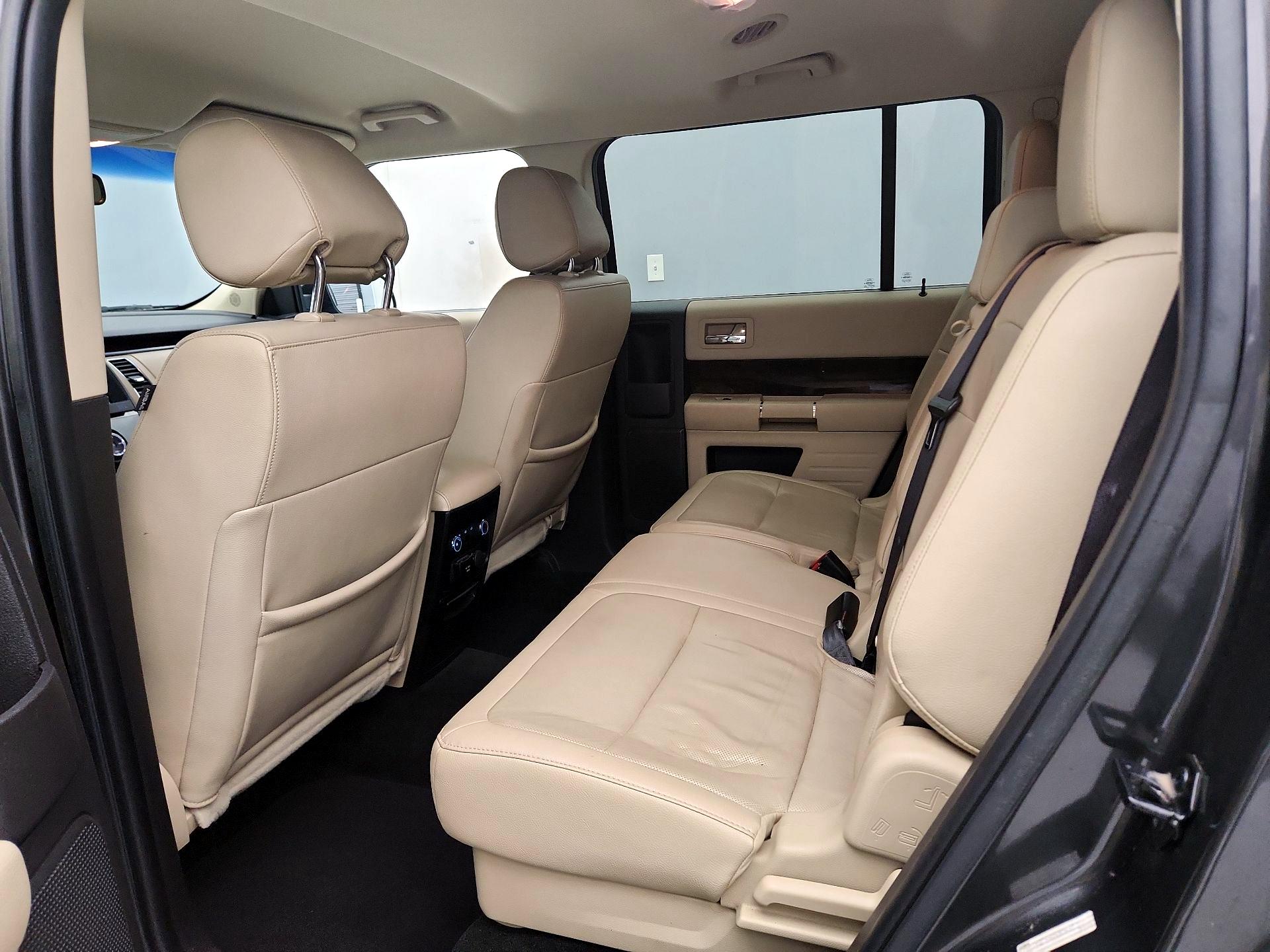 Thumbnail: 2018 Ford Flex - 20