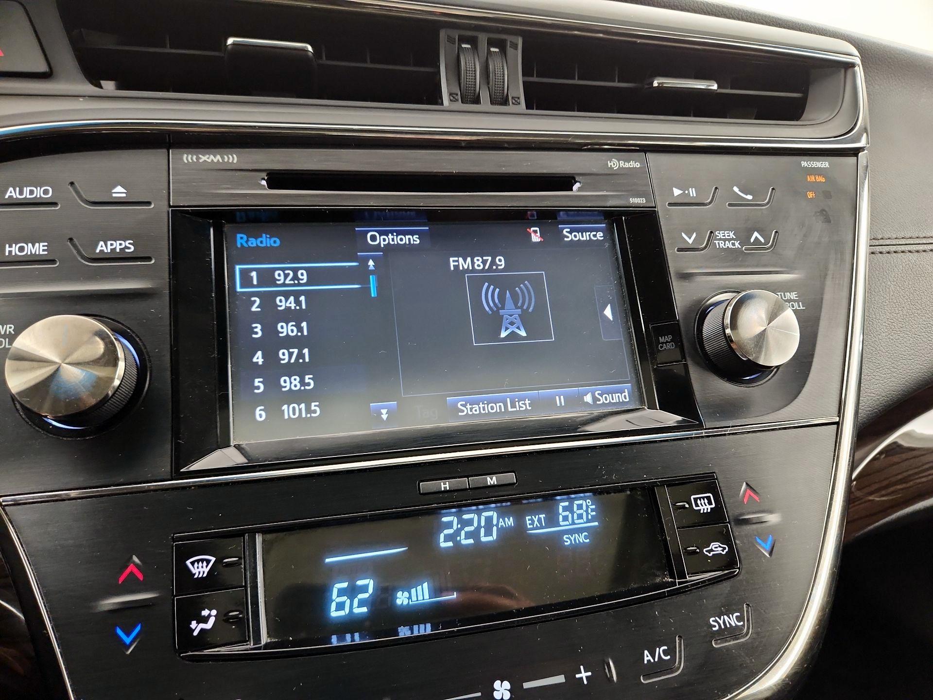 Thumbnail: 2015 Toyota Avalon - 15