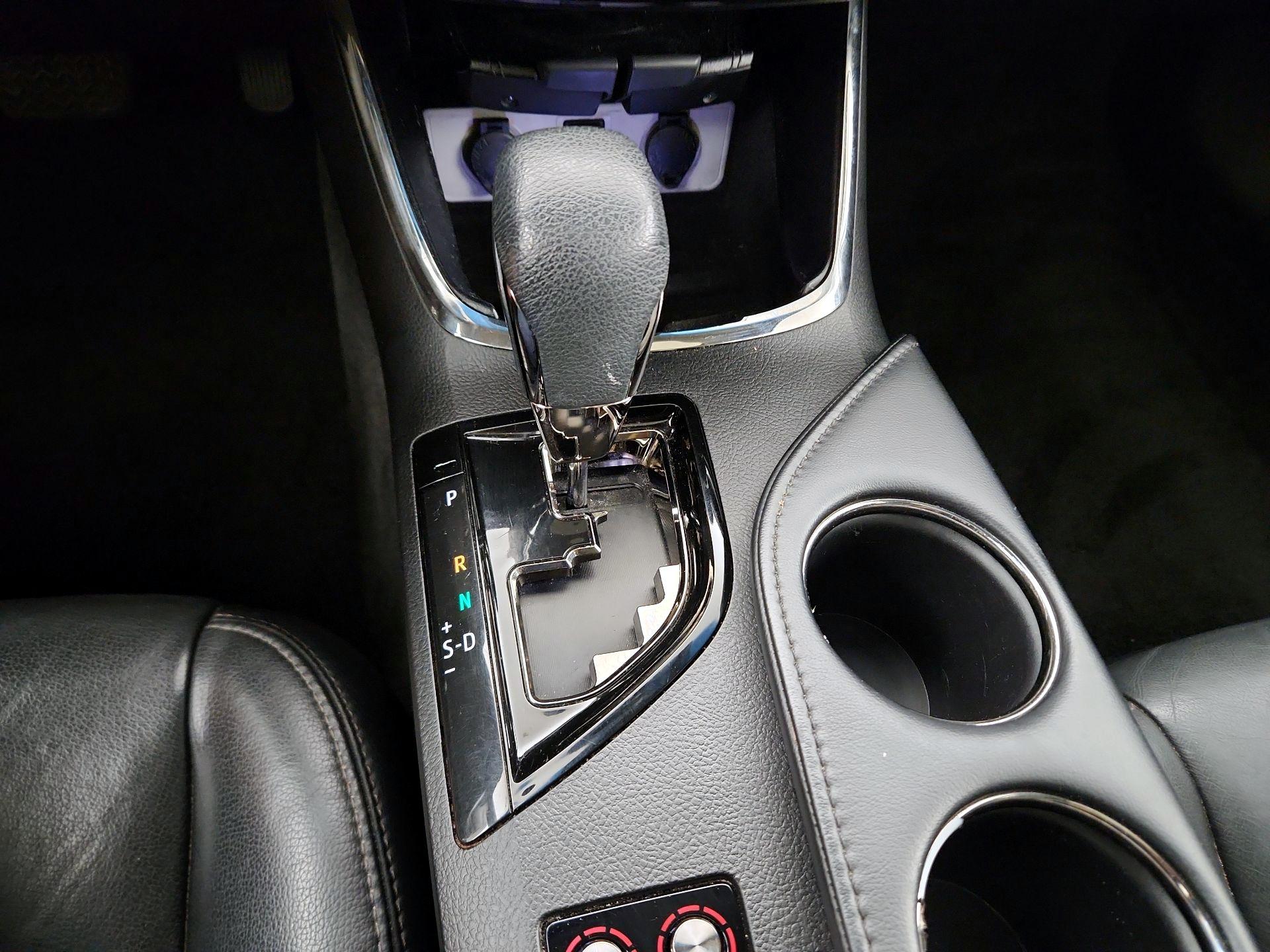 Thumbnail: 2015 Toyota Avalon - 17