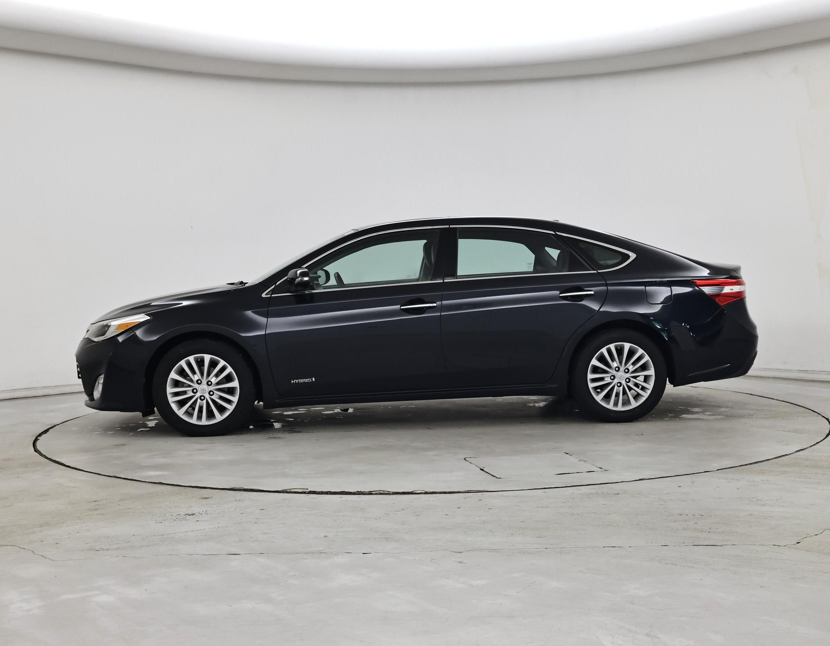 Thumbnail: 2015 Toyota Avalon - 3