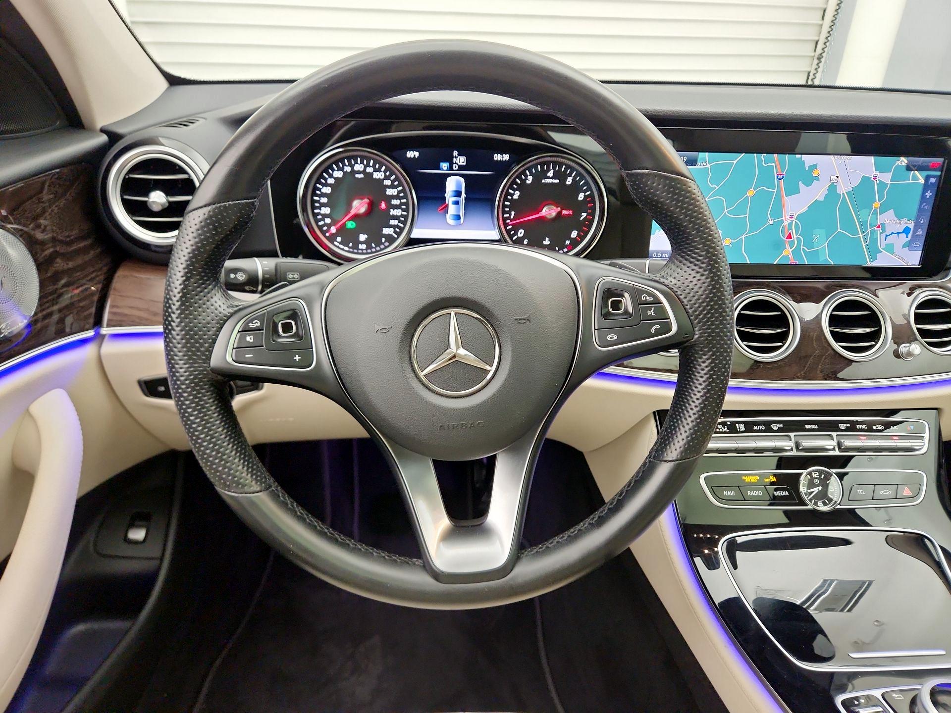 Thumbnail: 2017 Mercedes-Benz E-Class - 10
