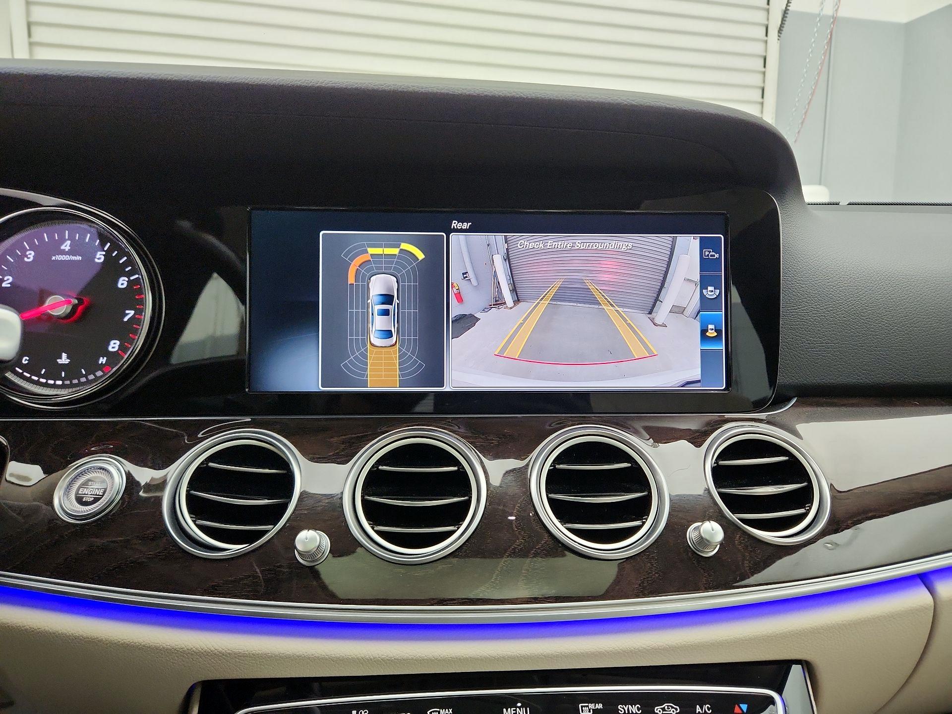Thumbnail: 2017 Mercedes-Benz E-Class - 15