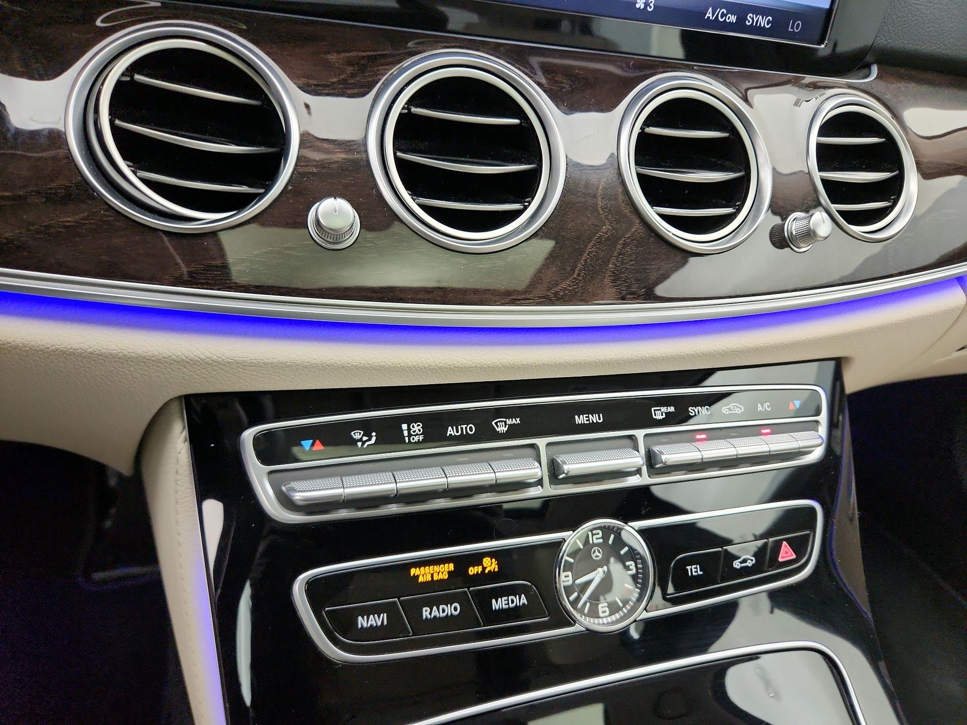 Thumbnail: 2017 Mercedes-Benz E-Class - 17