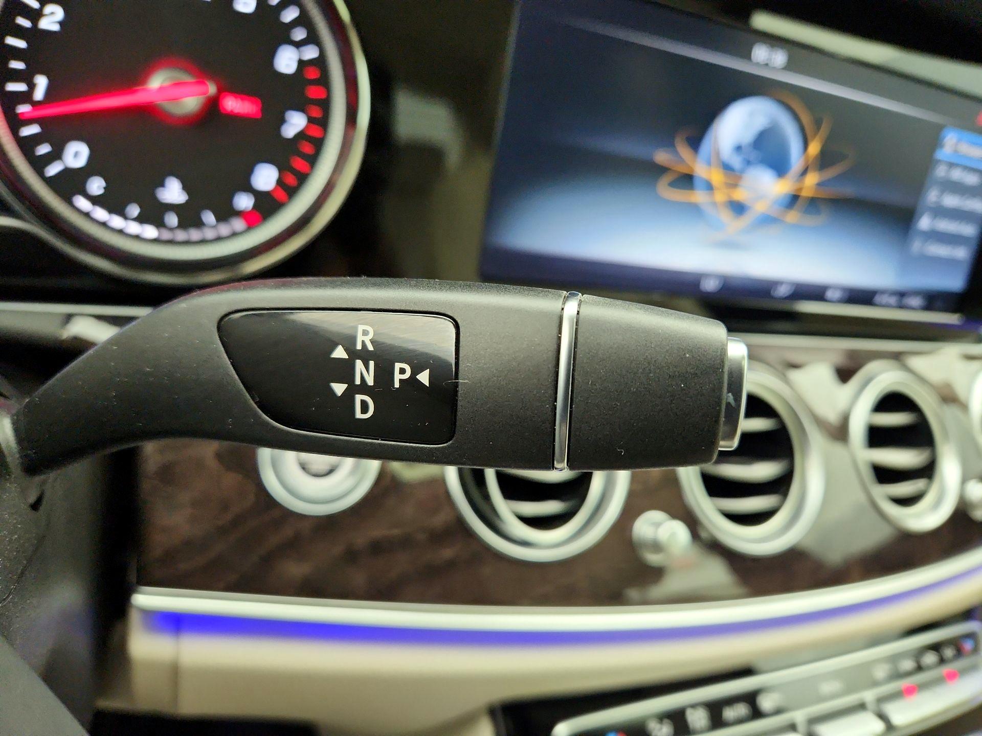 Thumbnail: 2017 Mercedes-Benz E-Class - 18