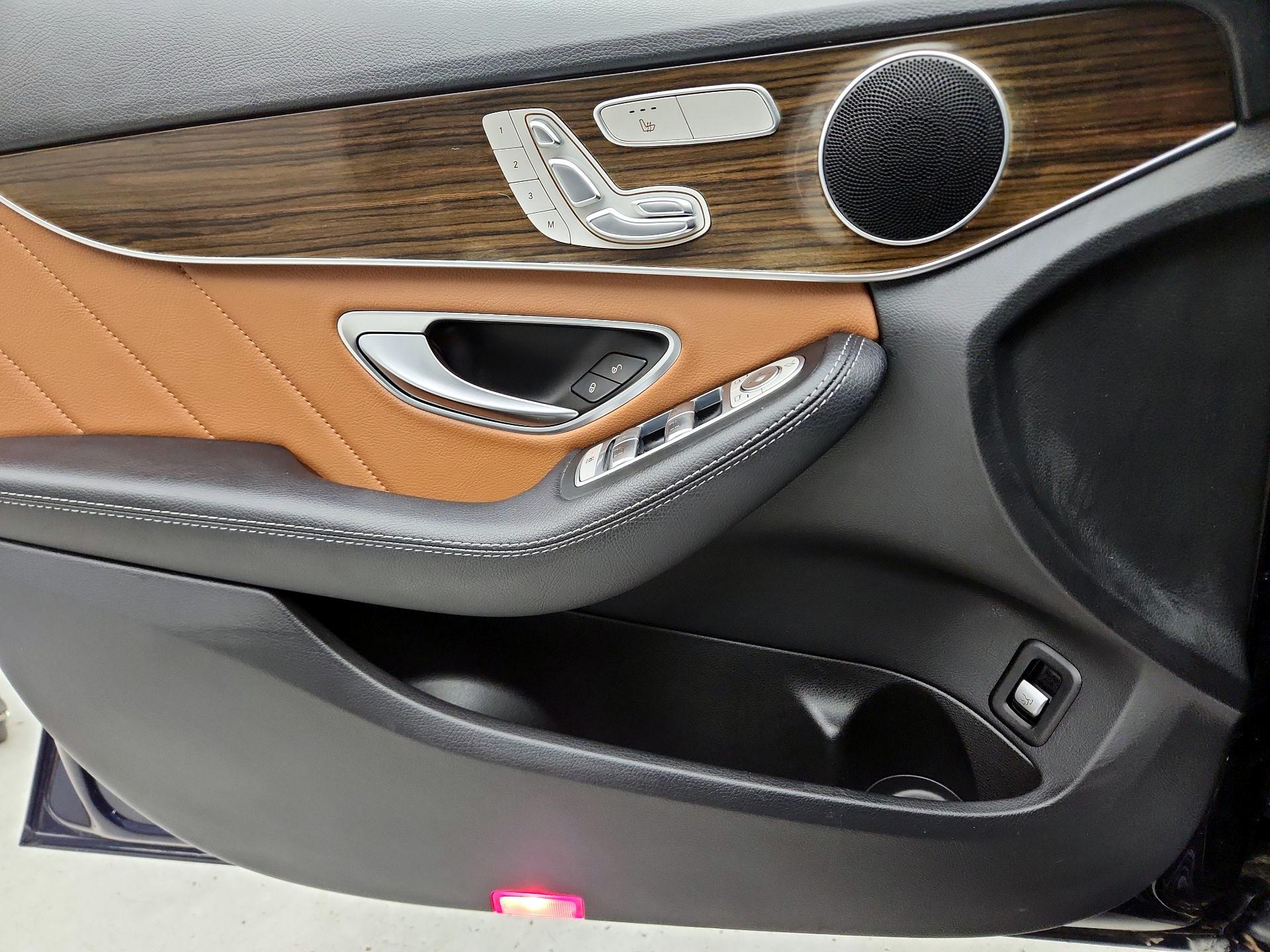 Thumbnail: 2019 Mercedes-Benz C-Class - 12