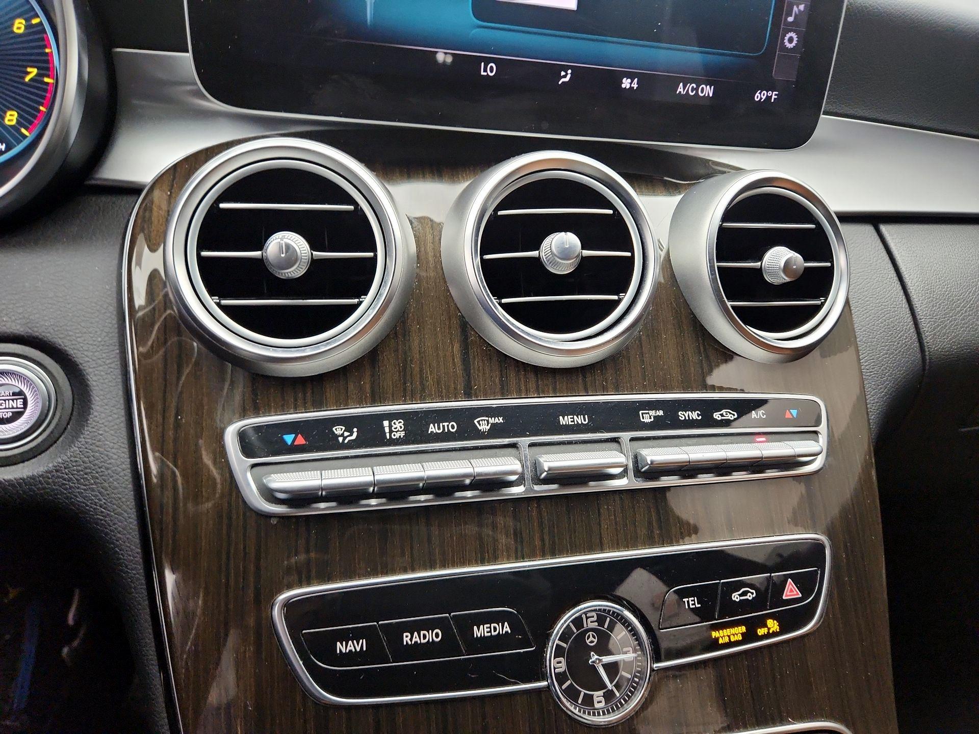 Thumbnail: 2019 Mercedes-Benz C-Class - 16