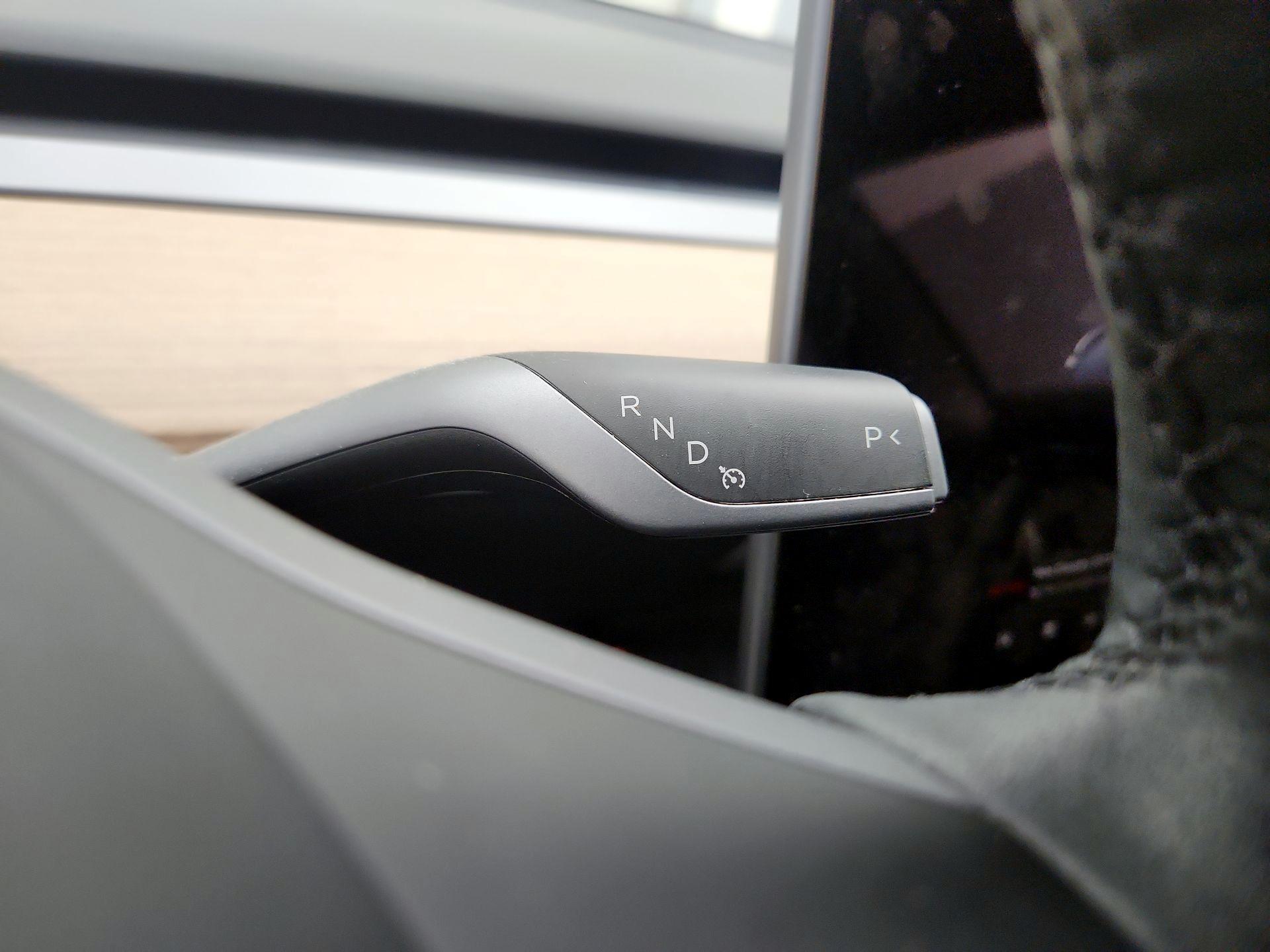 Thumbnail: 2023 Tesla Model 3 - 17