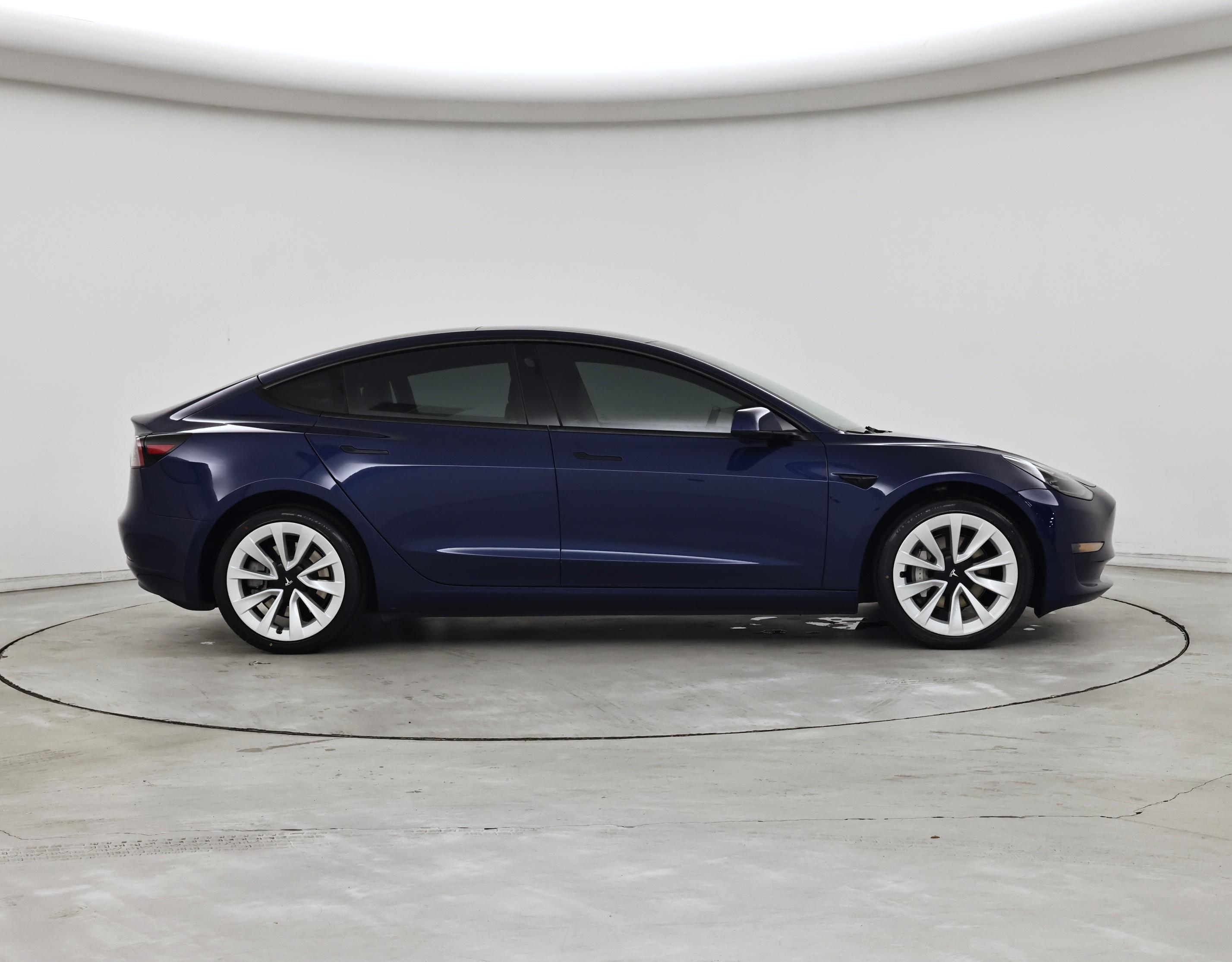 Thumbnail: 2023 Tesla Model 3 - 7