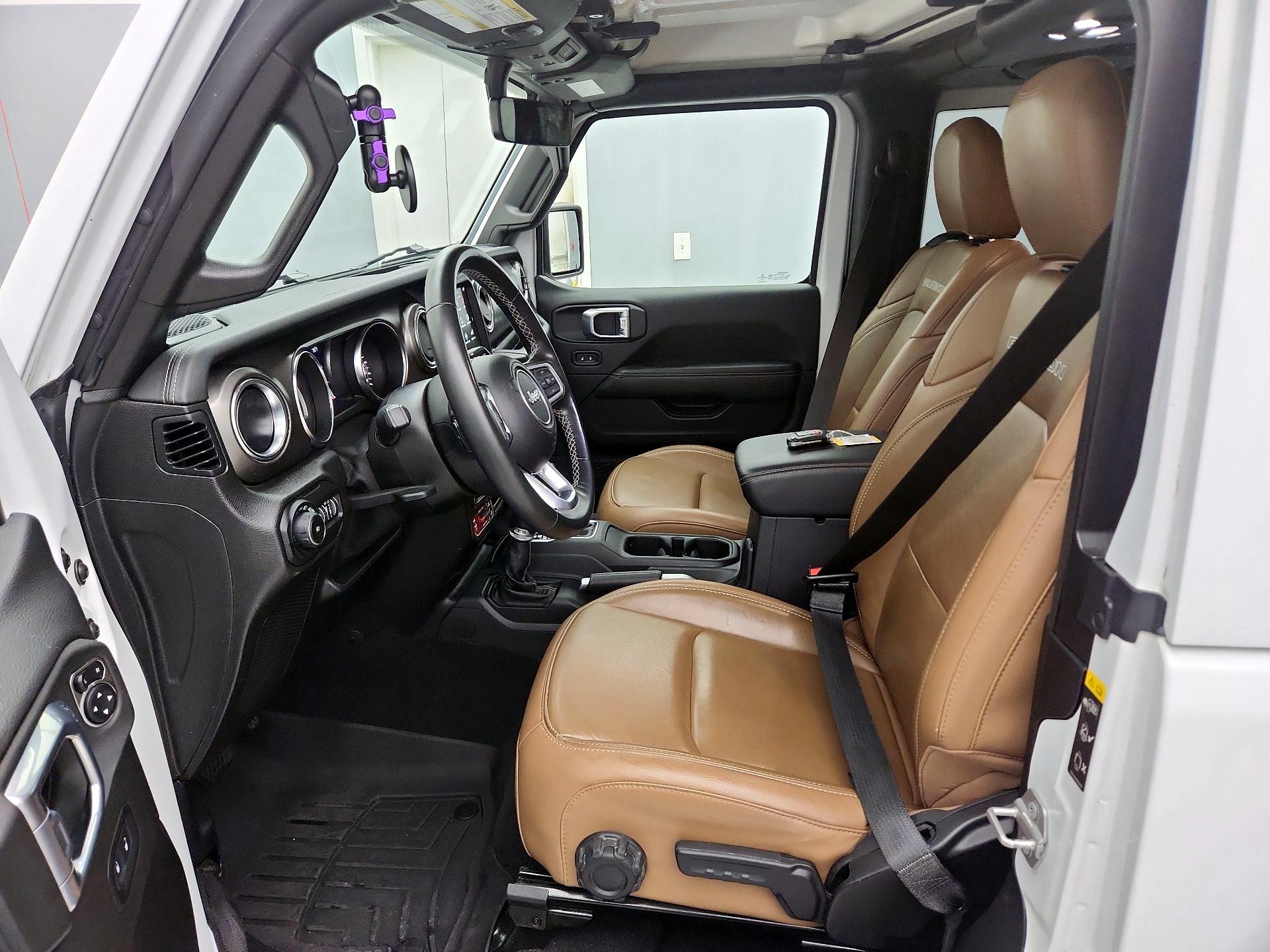 Thumbnail: 2021 Jeep Wrangler - 11