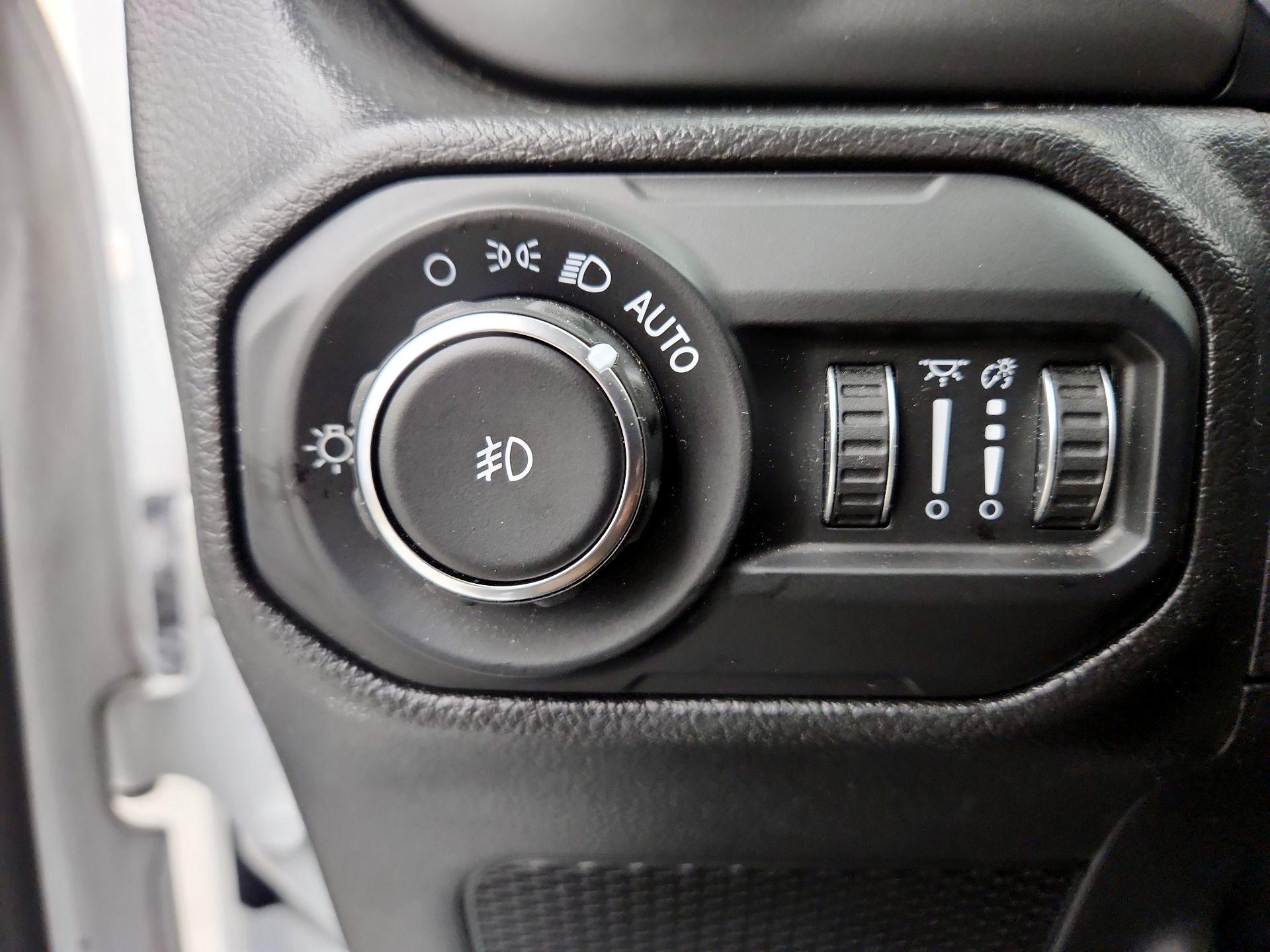 Thumbnail: 2021 Jeep Wrangler - 13