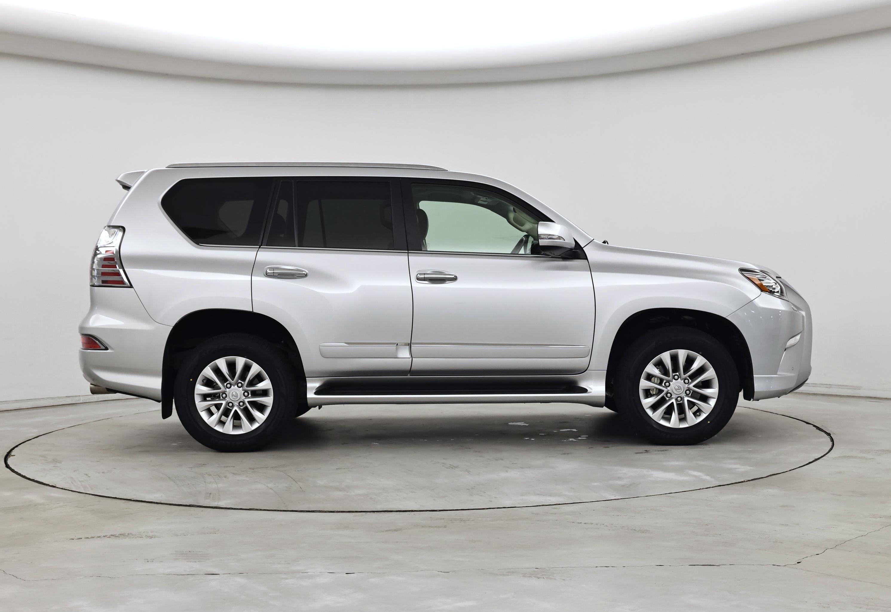 Thumbnail: 2017 Lexus GX - 7