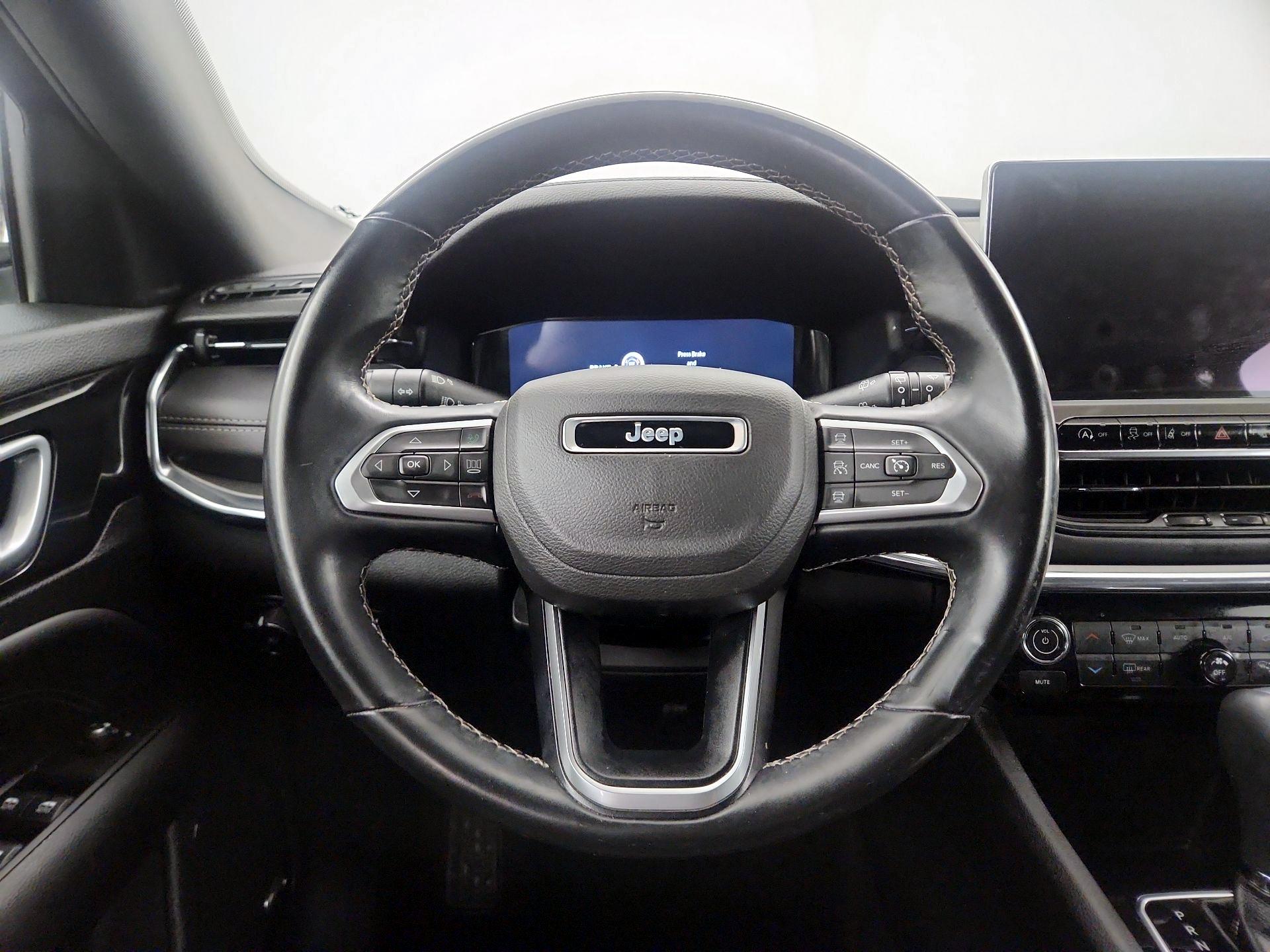 Thumbnail: 2022 Jeep Compass - 10