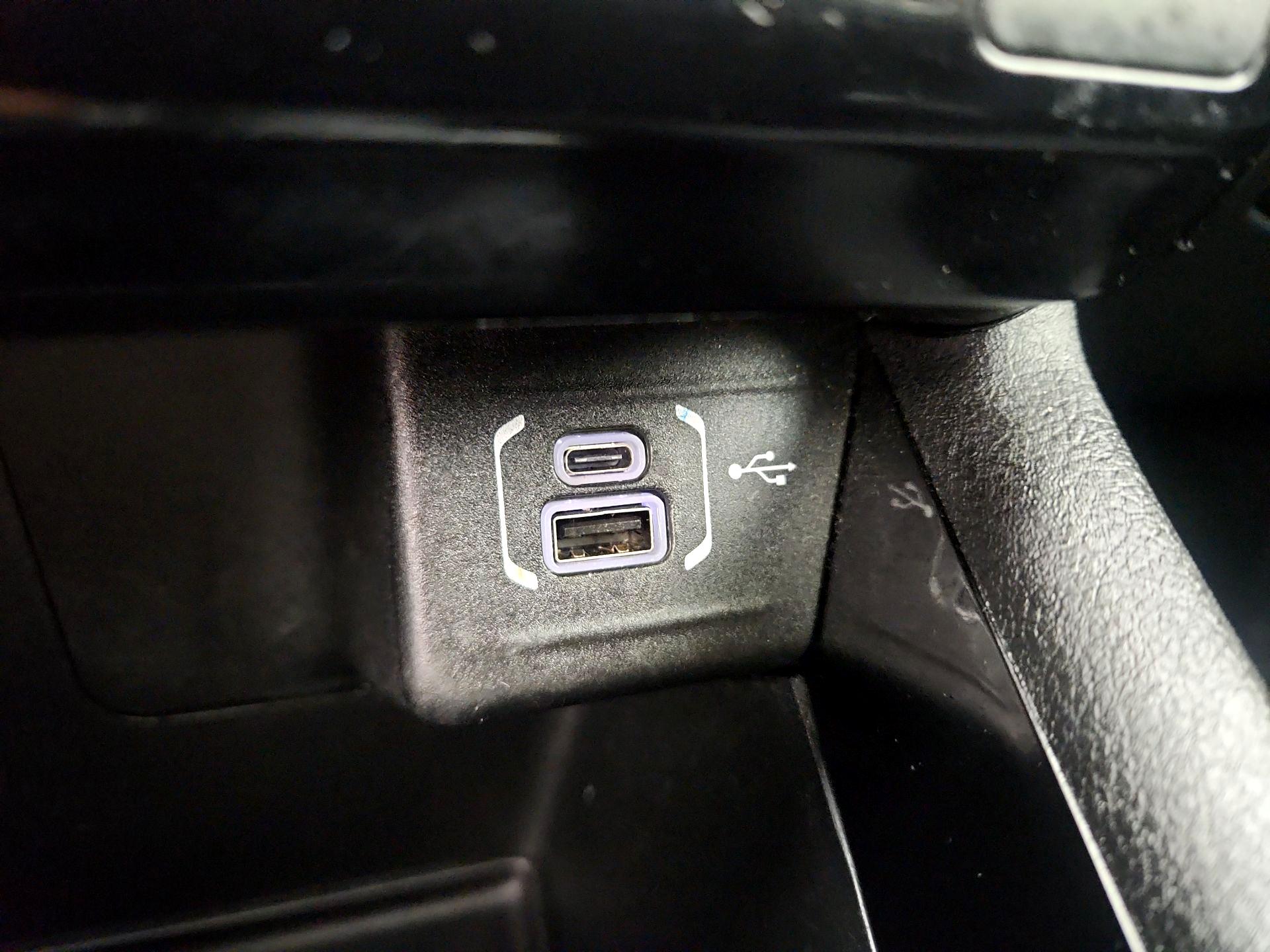 Thumbnail: 2022 Jeep Compass - 19
