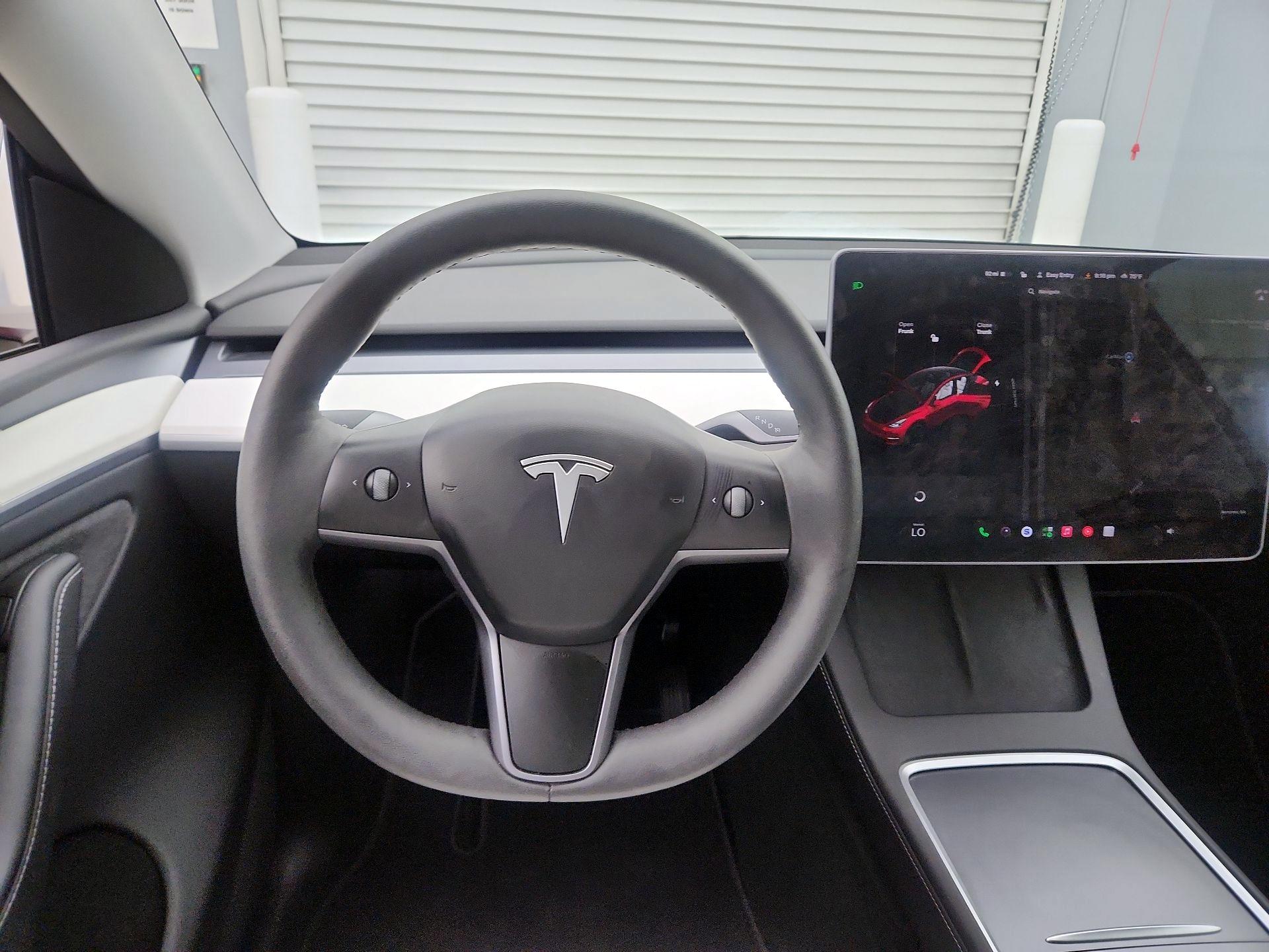 Thumbnail: 2024 Tesla Model Y - 10
