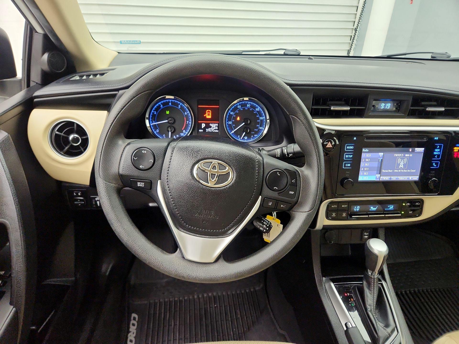 Thumbnail: 2019 Toyota Corolla - 10