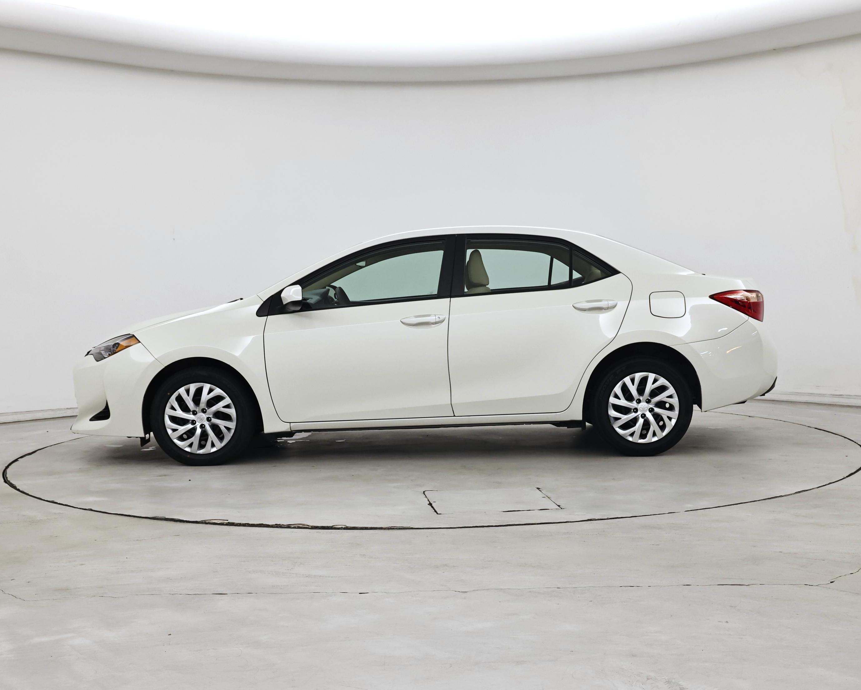 Thumbnail: 2019 Toyota Corolla - 3
