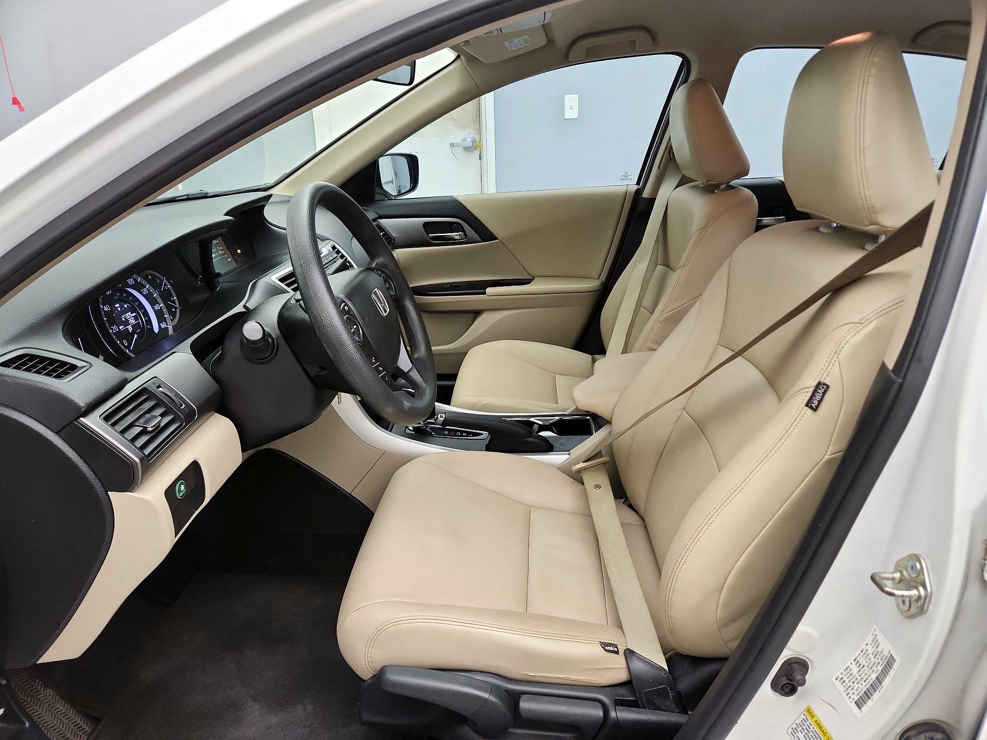 Thumbnail: 2015 Honda Accord - 11