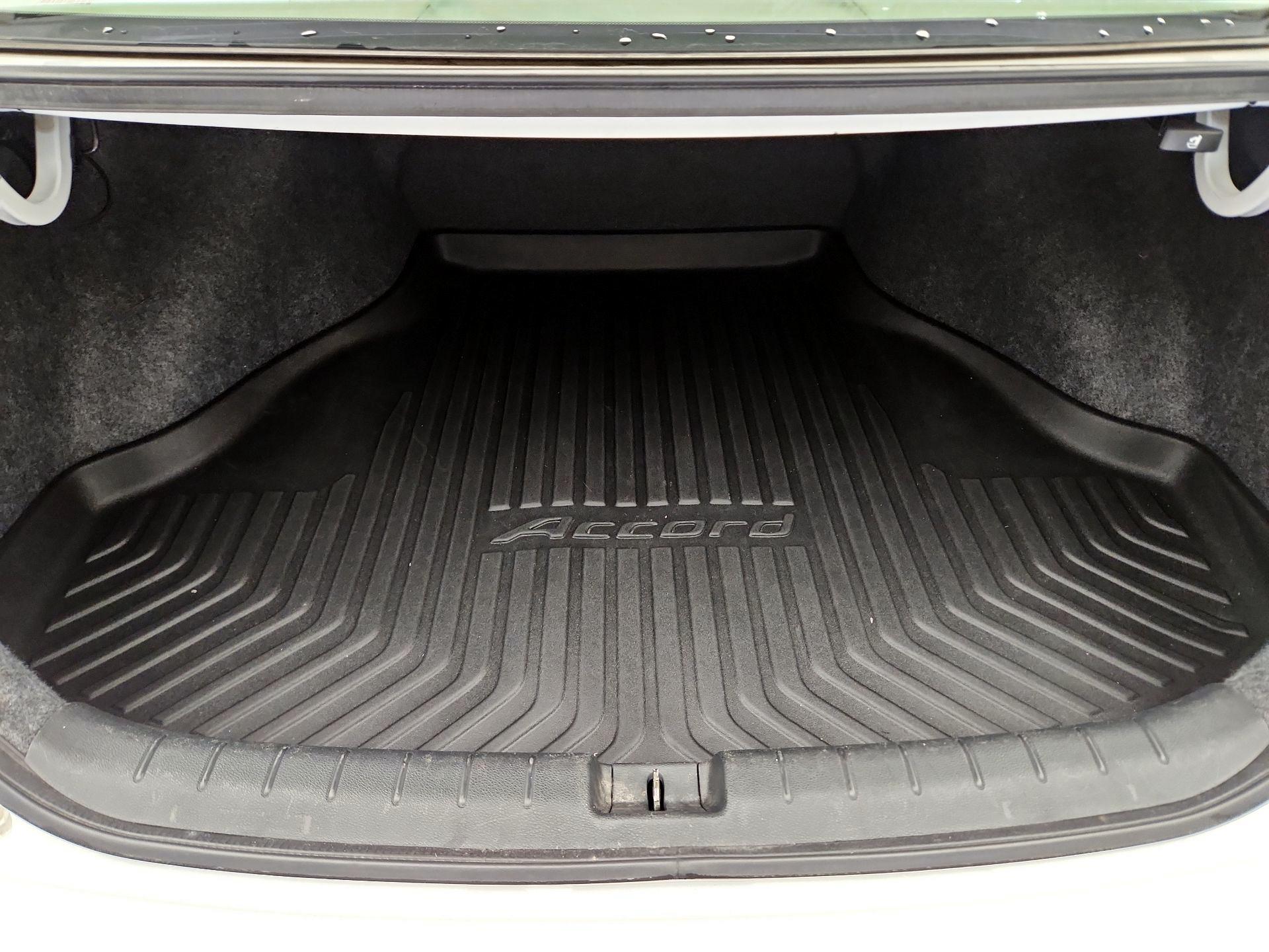 Thumbnail: 2015 Honda Accord - 19
