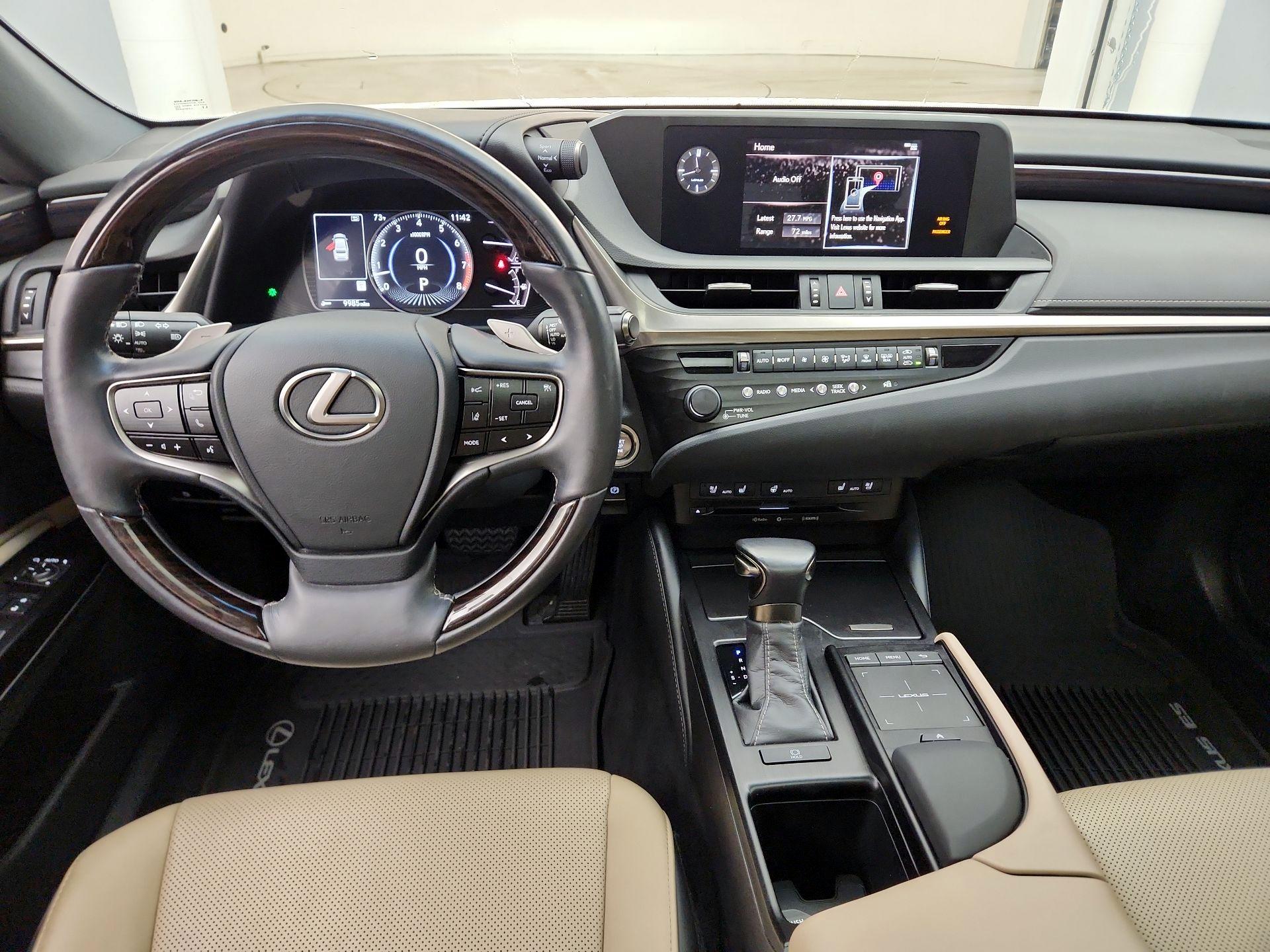 Thumbnail: 2020 Lexus ES - 9