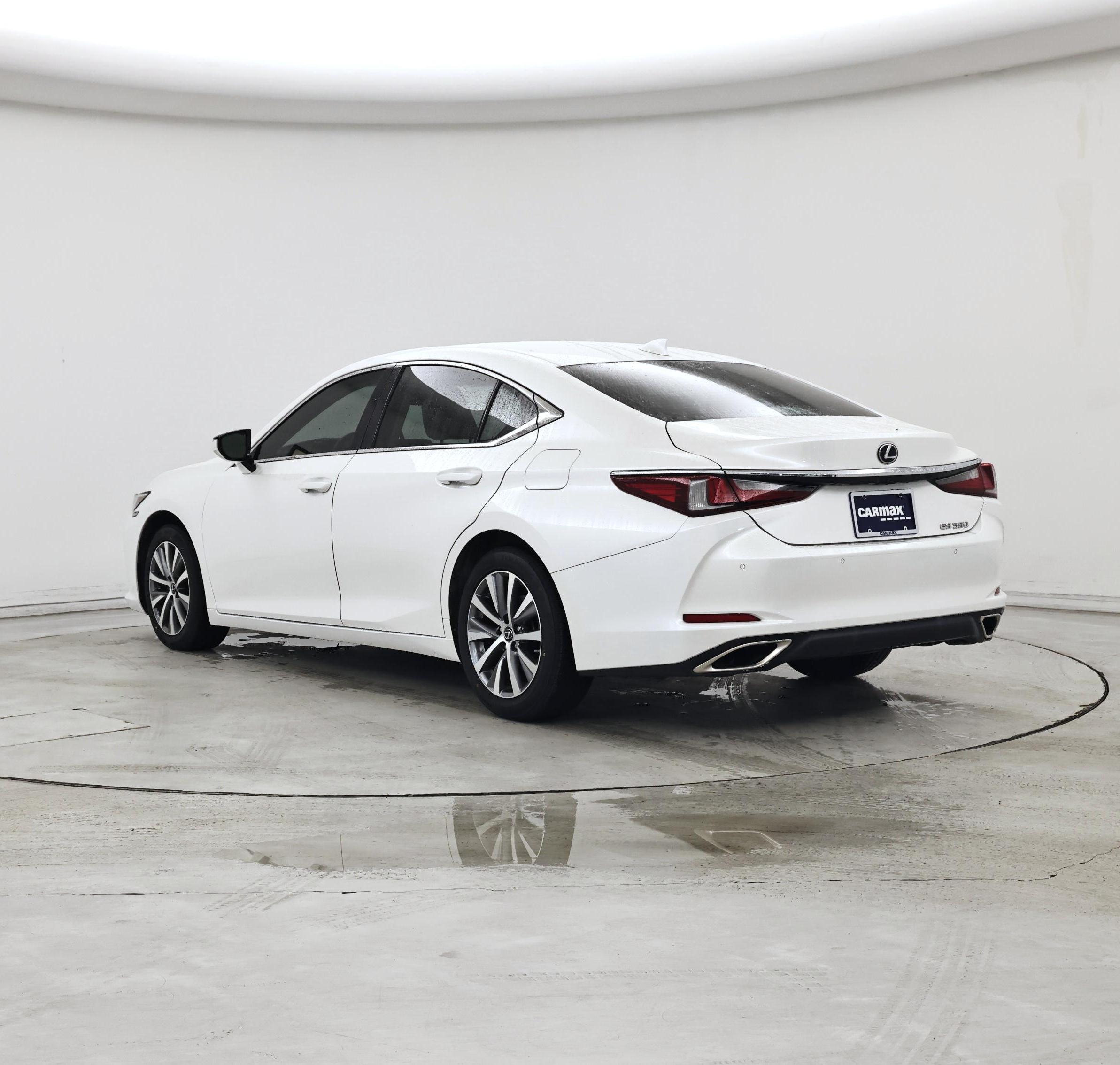 Thumbnail: 2020 Lexus ES - 2