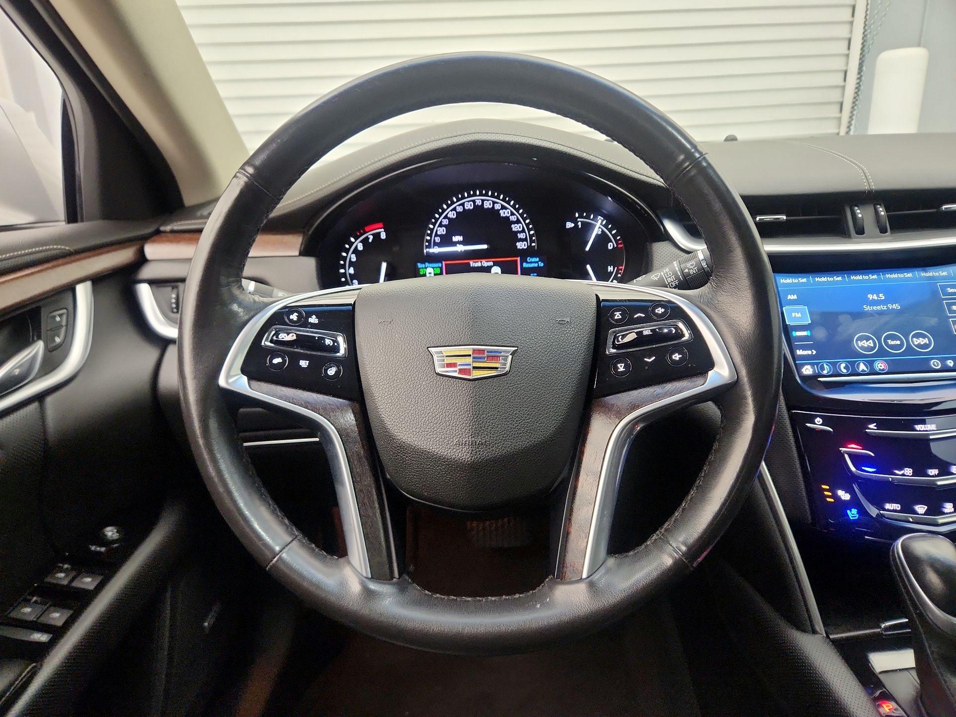 Thumbnail: 2019 Cadillac XTS - 10