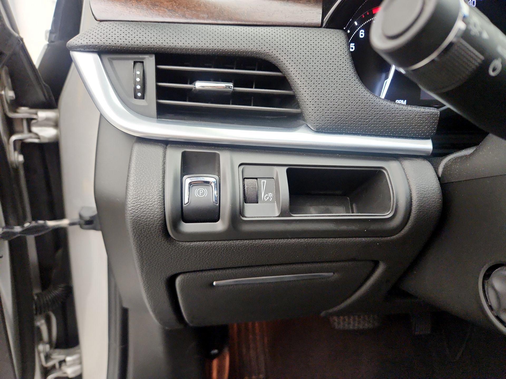 Thumbnail: 2019 Cadillac XTS - 13