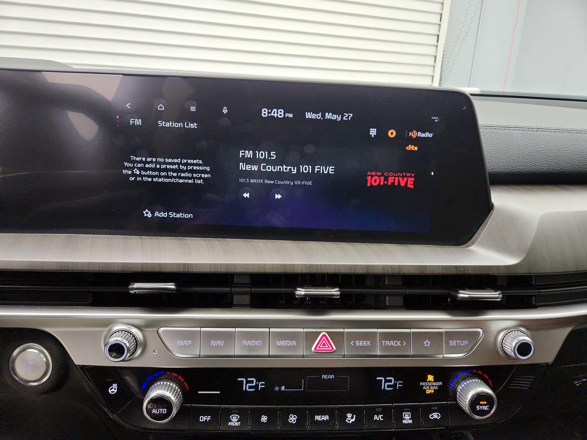 Thumbnail: 2023 Kia Telluride - 16
