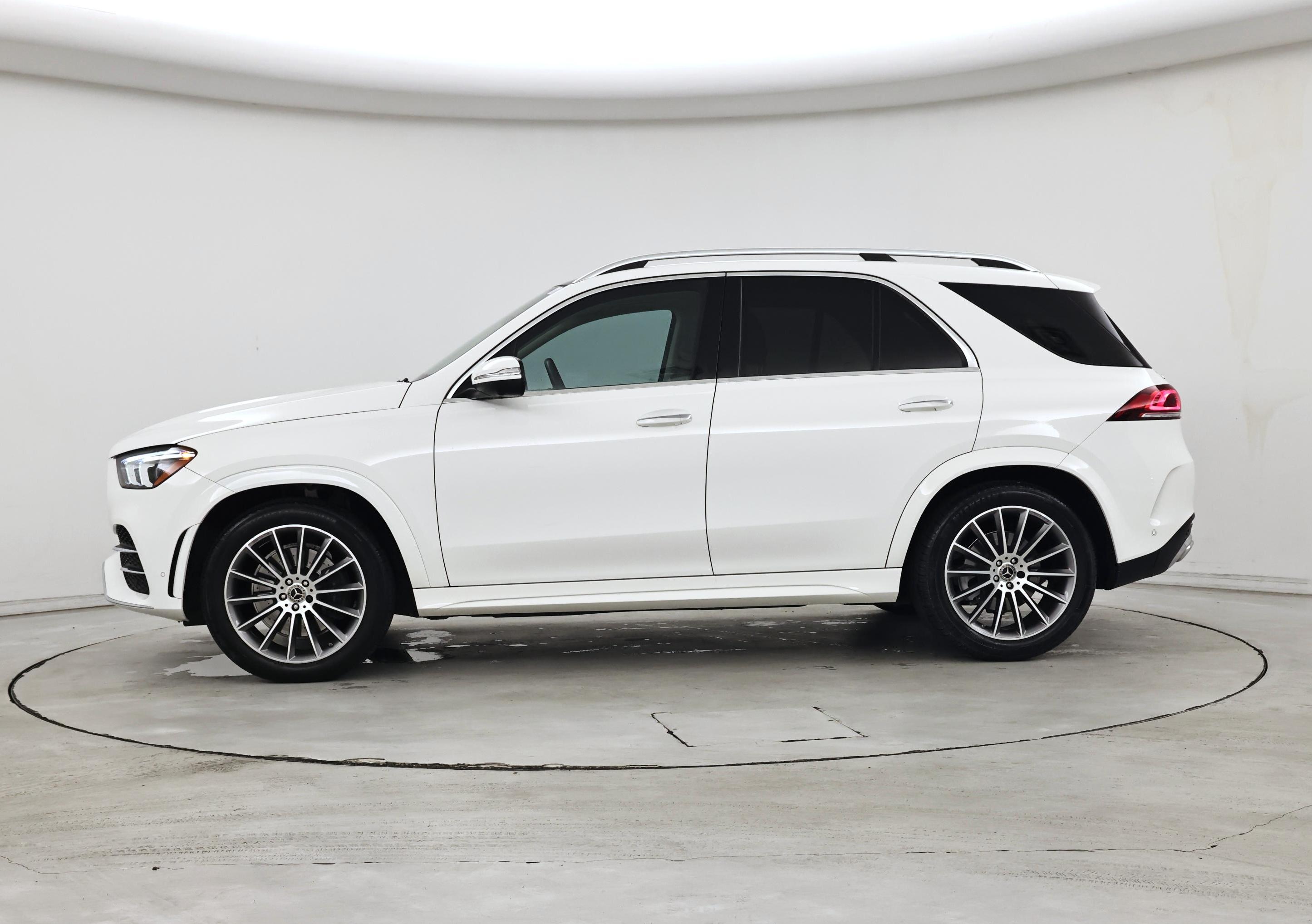 Thumbnail: 2020 Mercedes-Benz GLE - 3