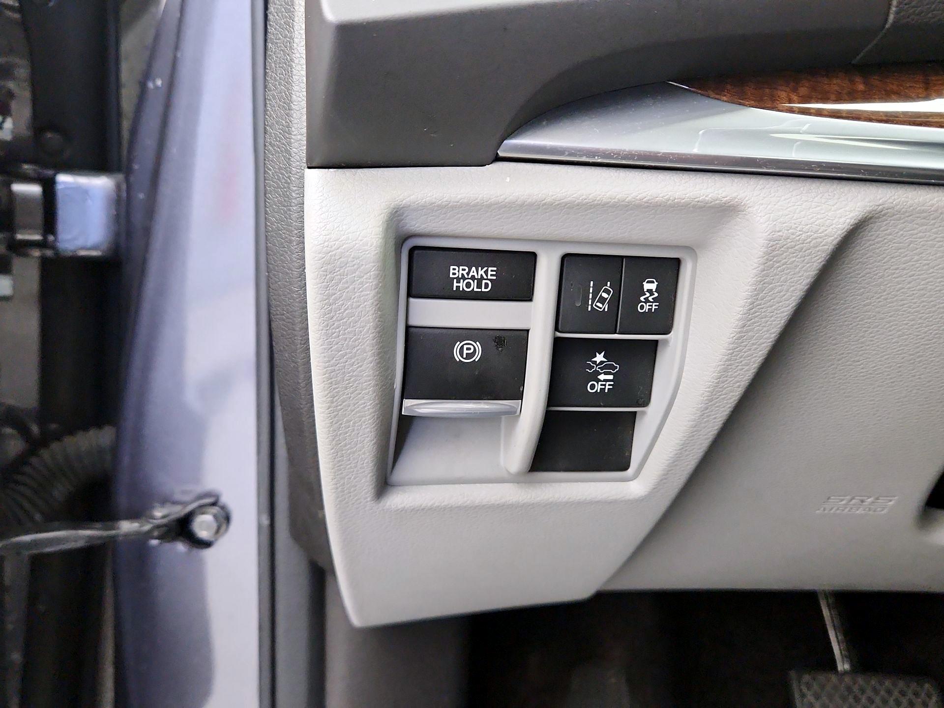 Thumbnail: 2017 Acura MDX - 13