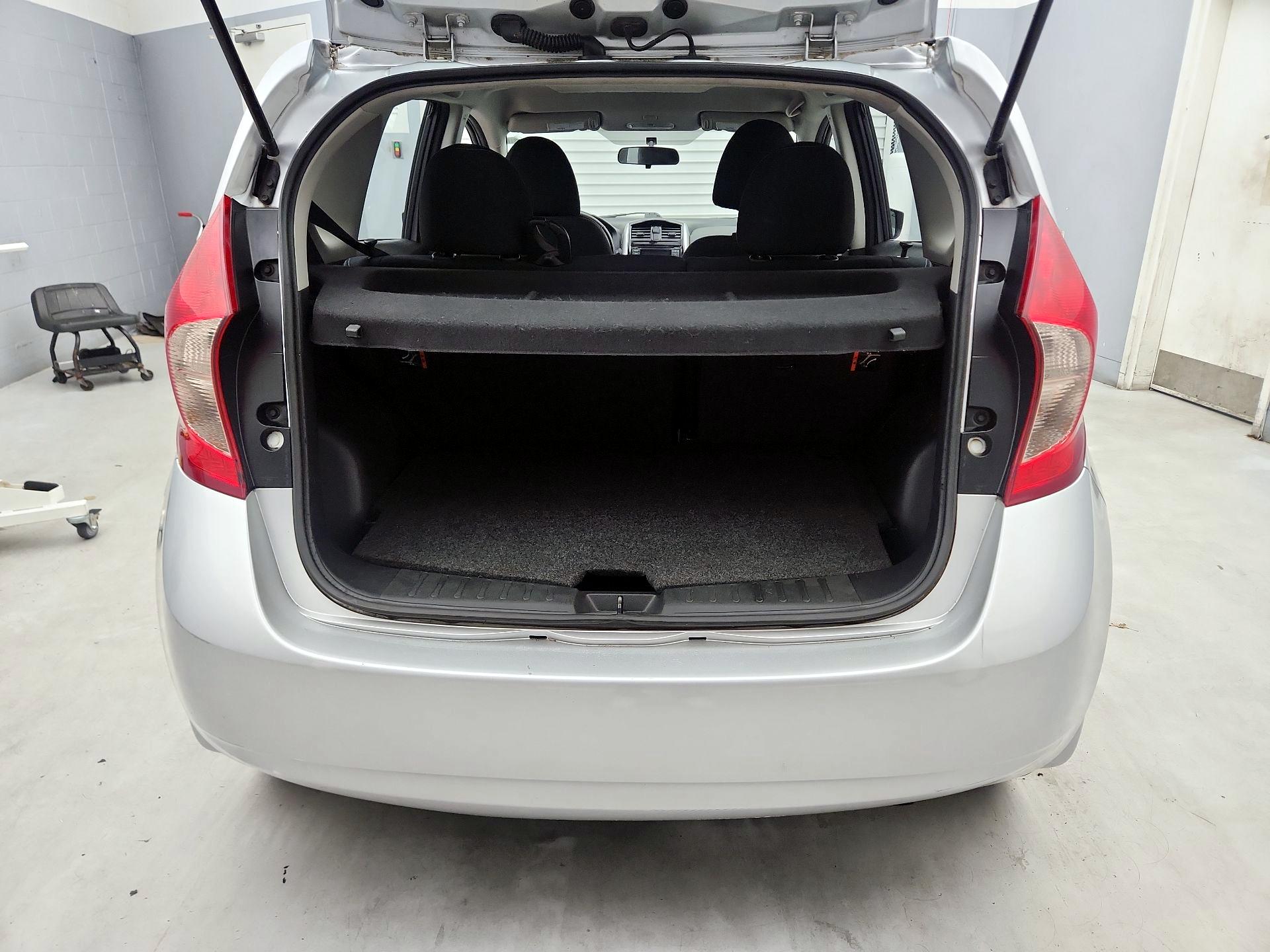 Thumbnail: 2016 Nissan Versa Note - 19