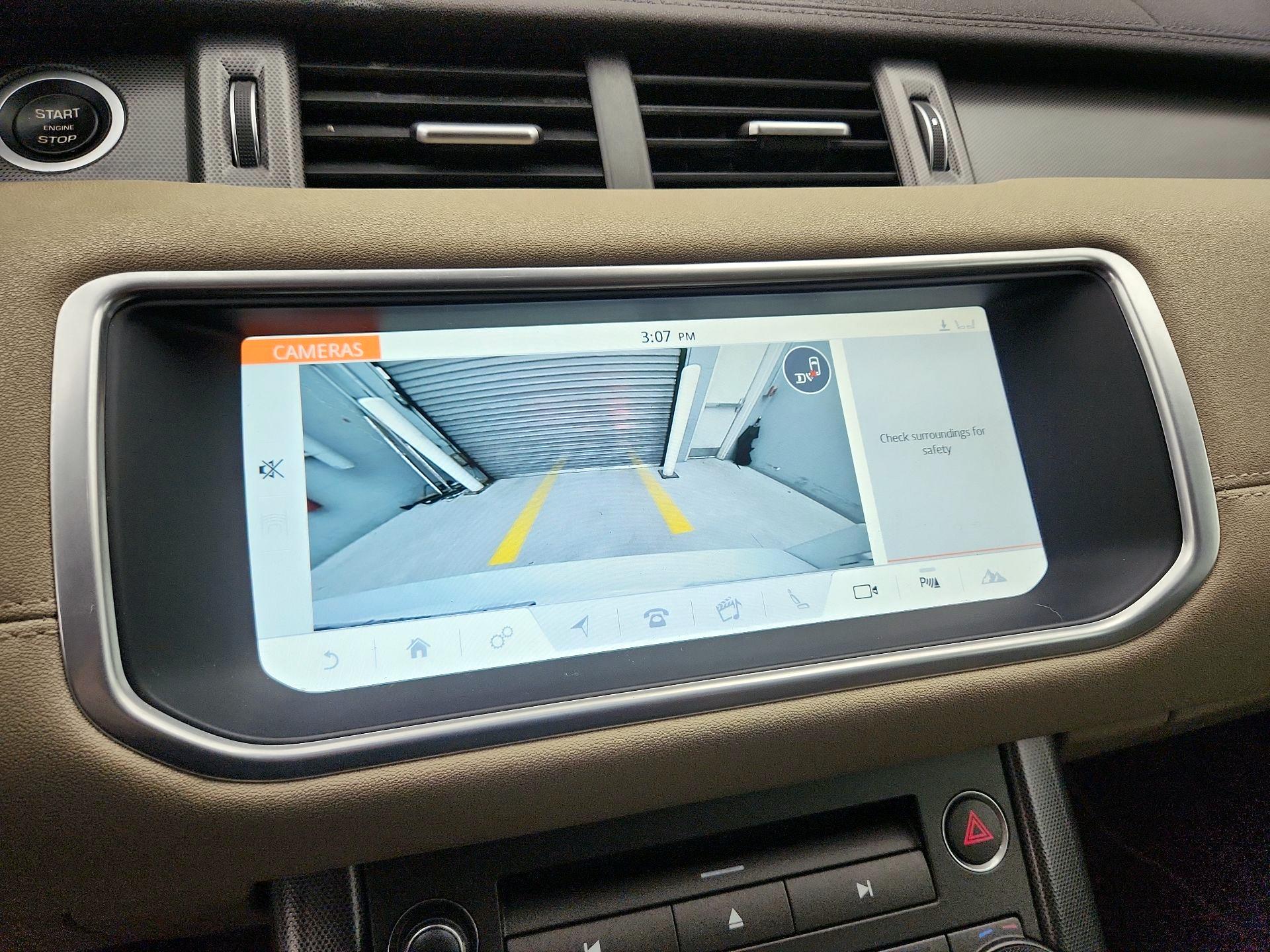 Thumbnail: 2018 Land Rover Range Rover Evoque - 15