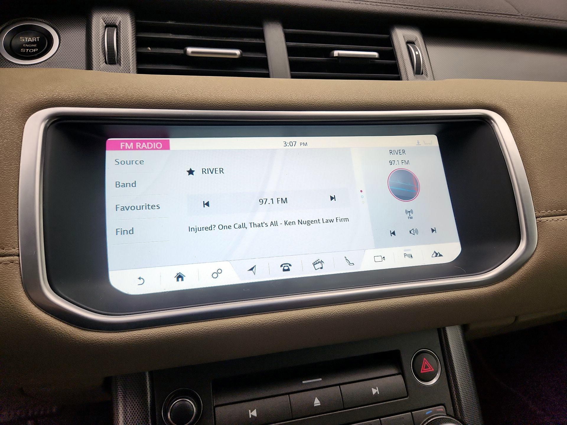 Thumbnail: 2018 Land Rover Range Rover Evoque - 16