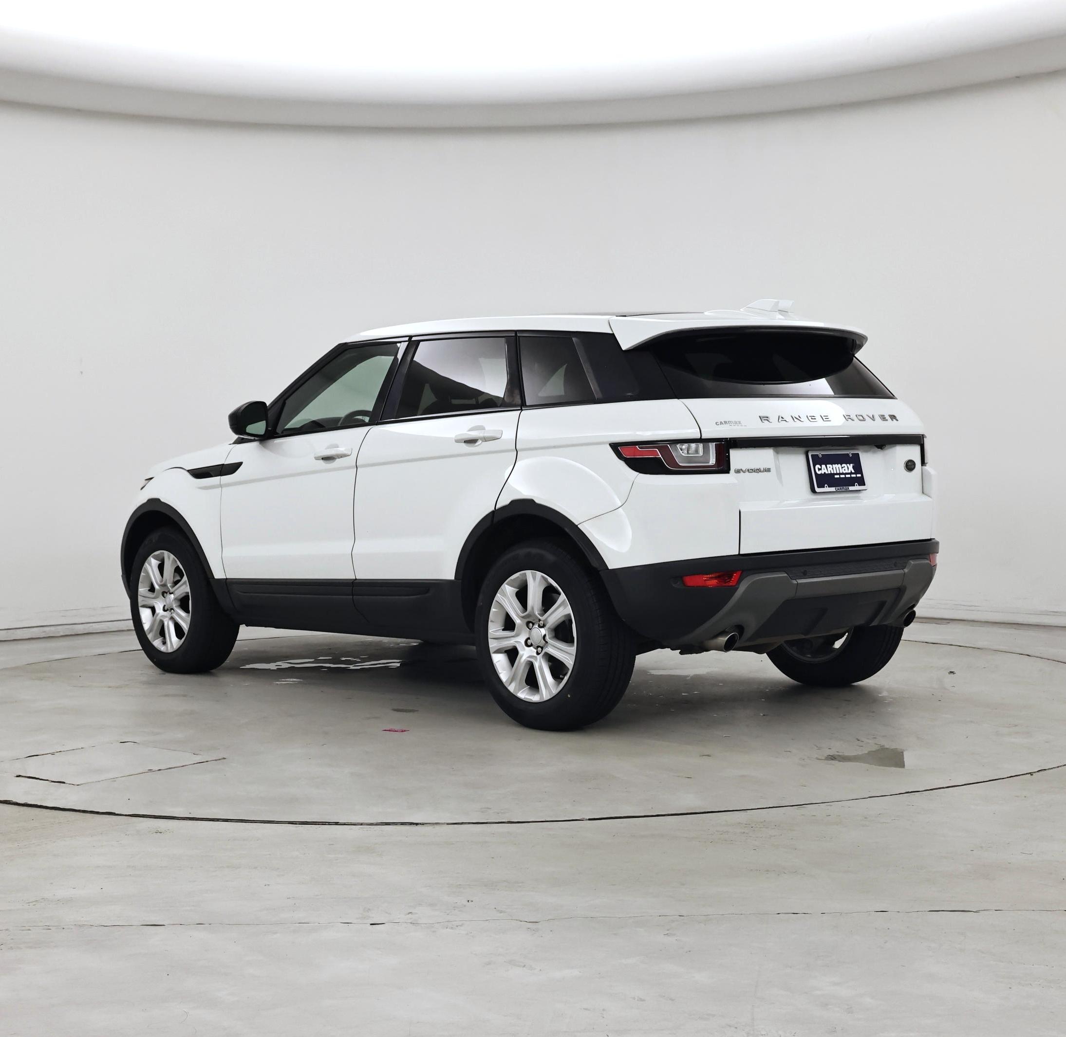 Thumbnail: 2018 Land Rover Range Rover Evoque - 2