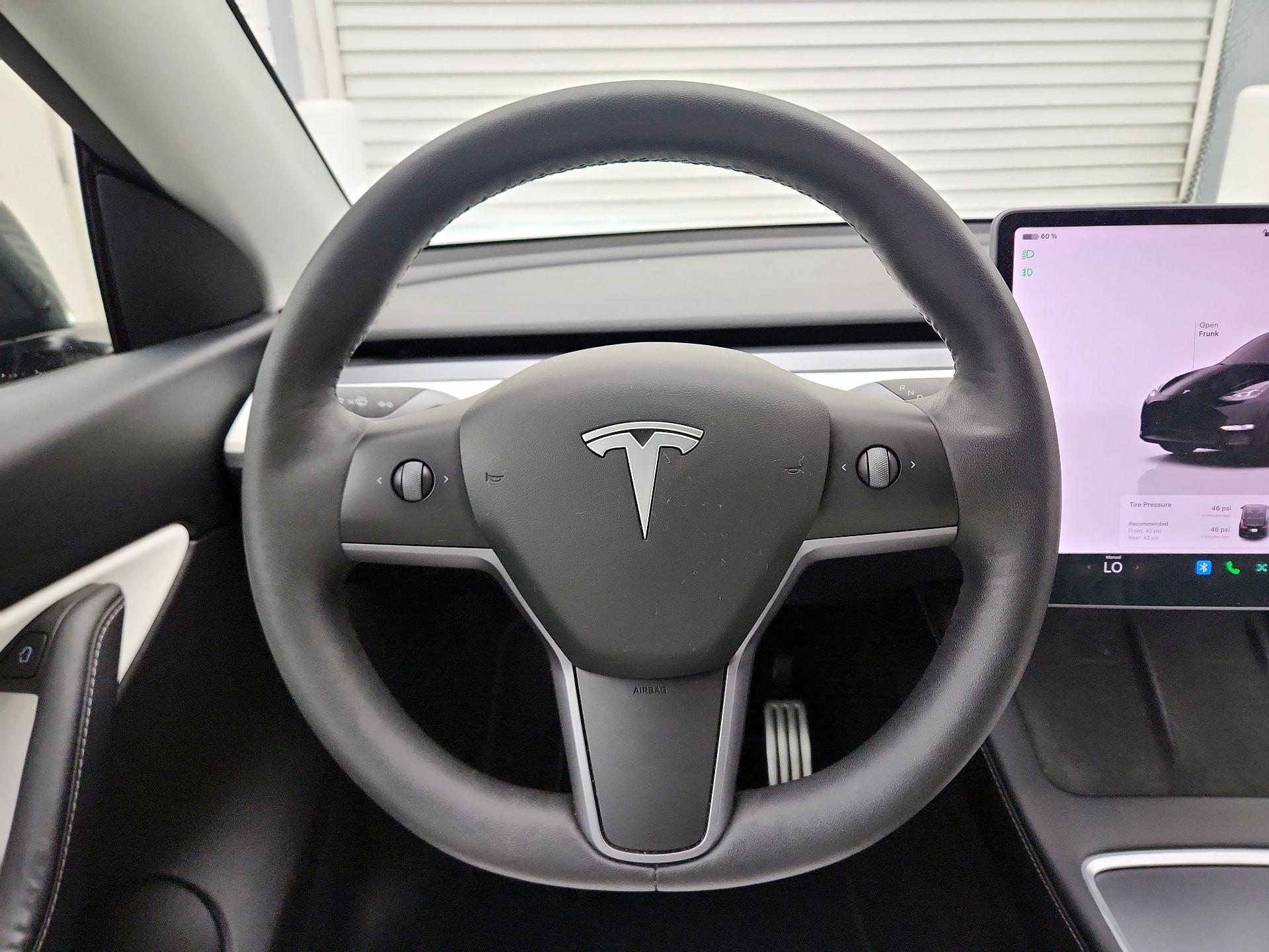 Thumbnail: 2022 Tesla Model Y - 10