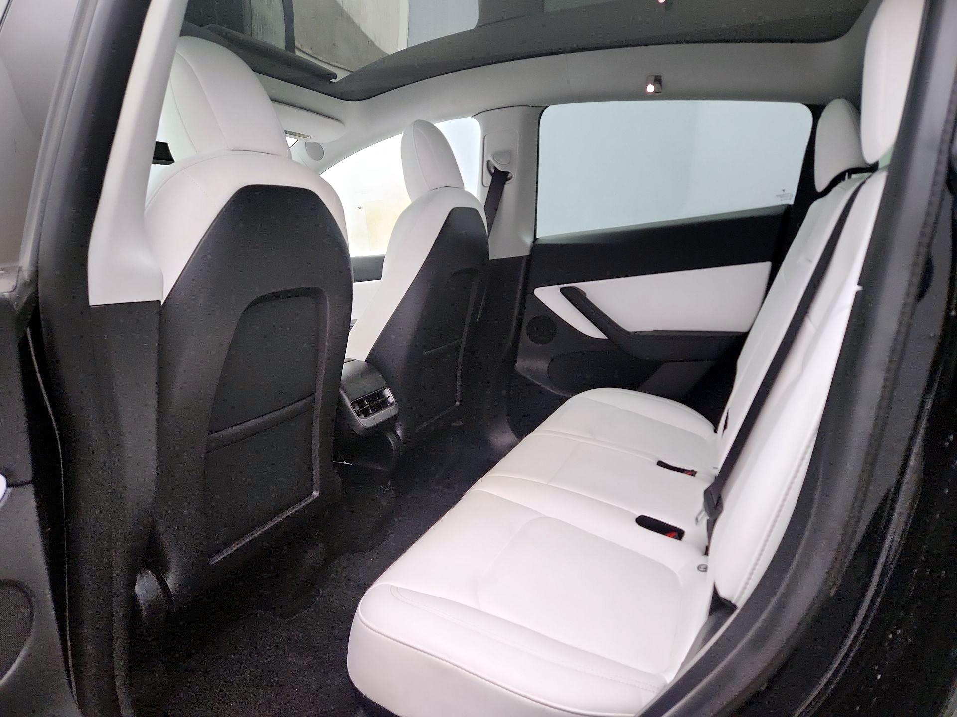 Thumbnail: 2022 Tesla Model Y - 19