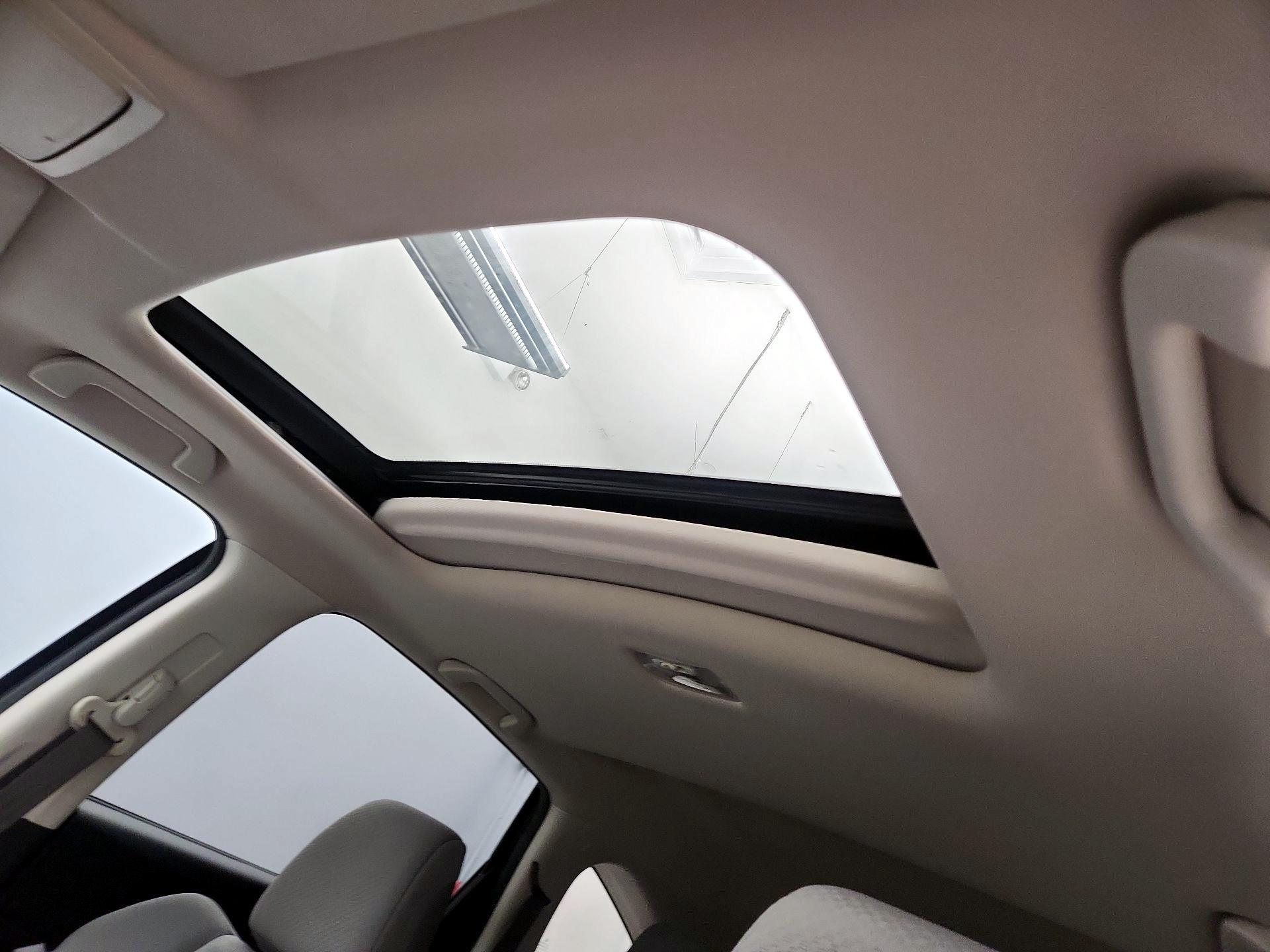 Thumbnail: 2015 Honda CR-V - 19