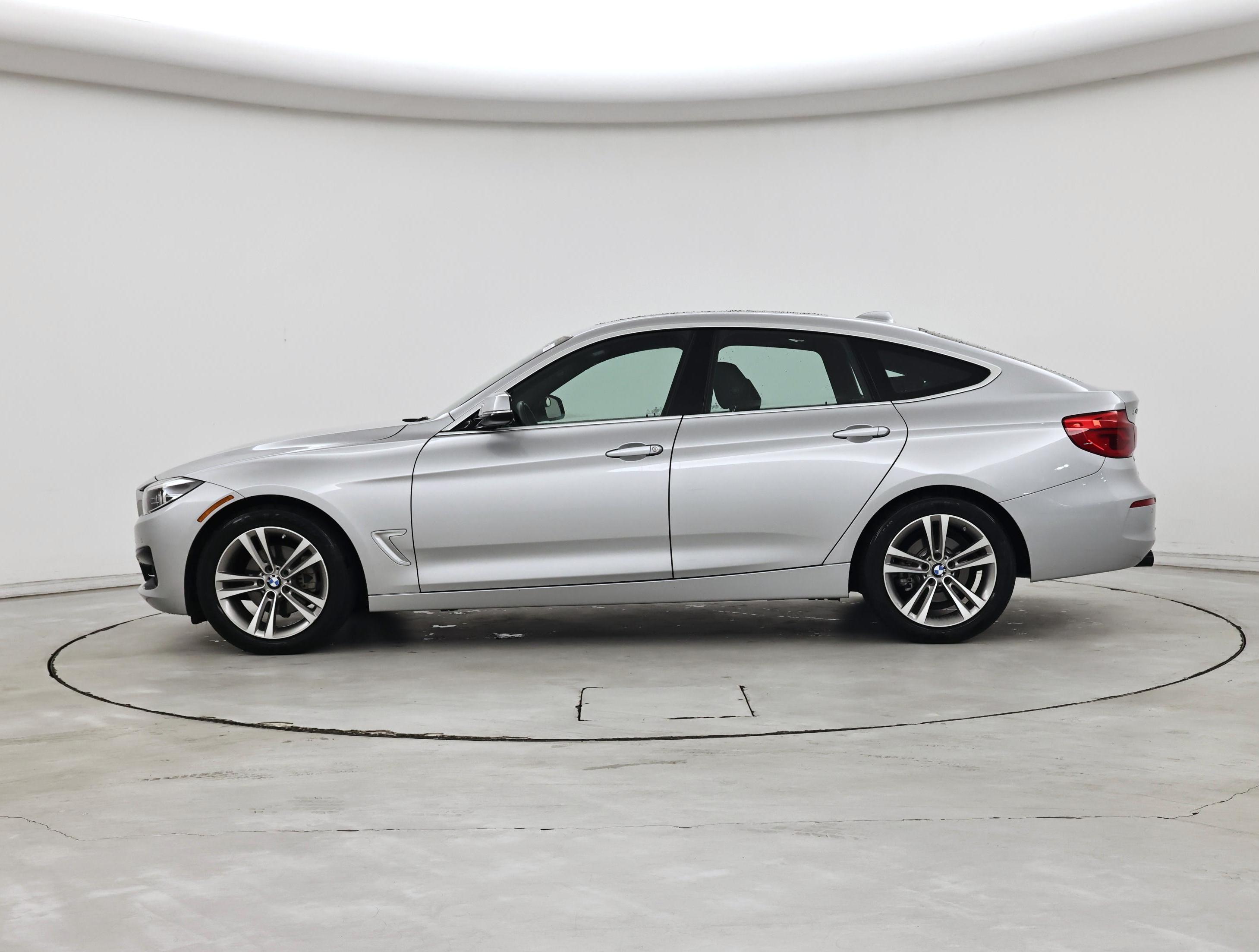 Thumbnail: 2018 BMW 3 Series - 3