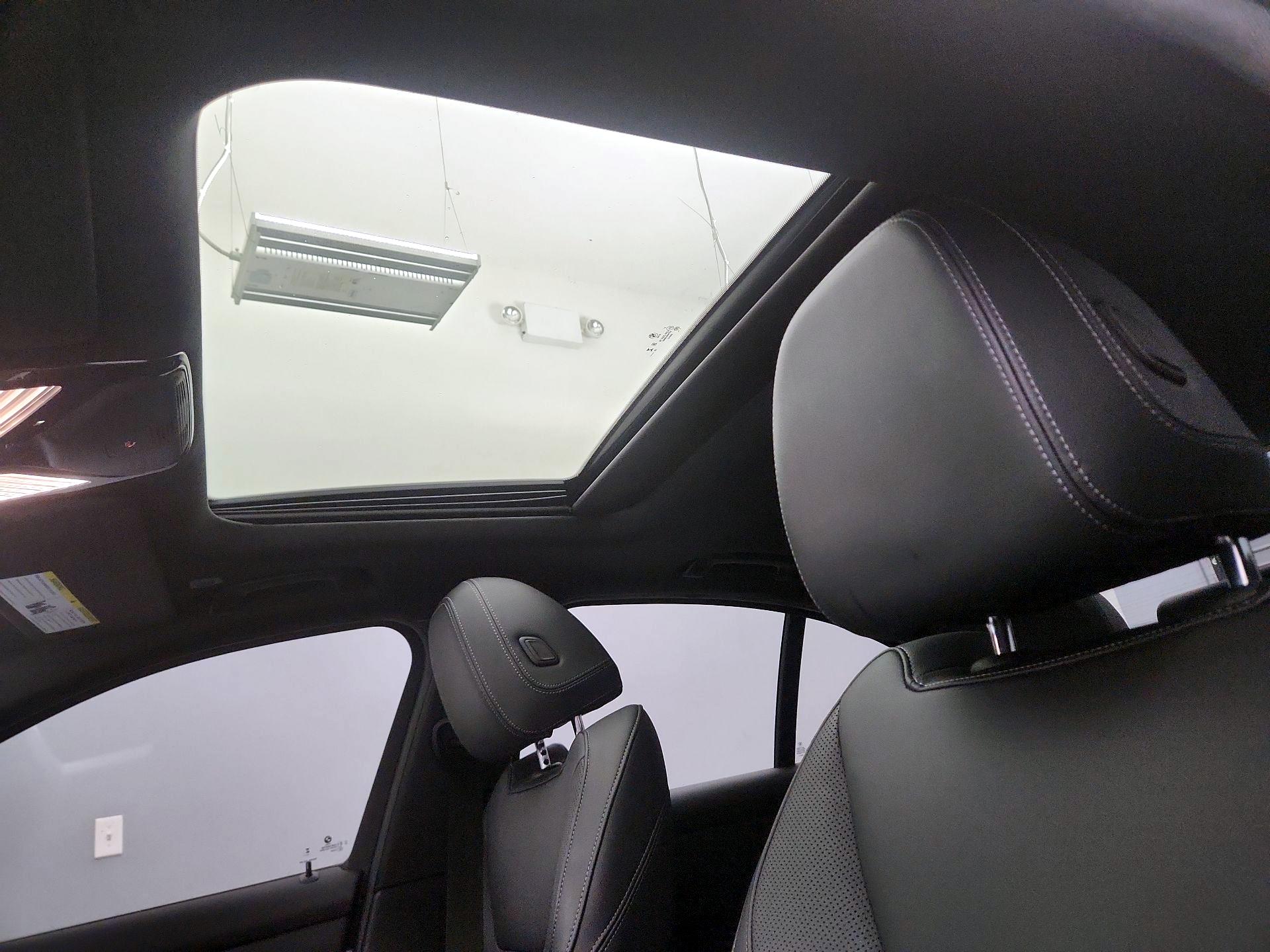 Thumbnail: 2024 BMW 3 Series - 20