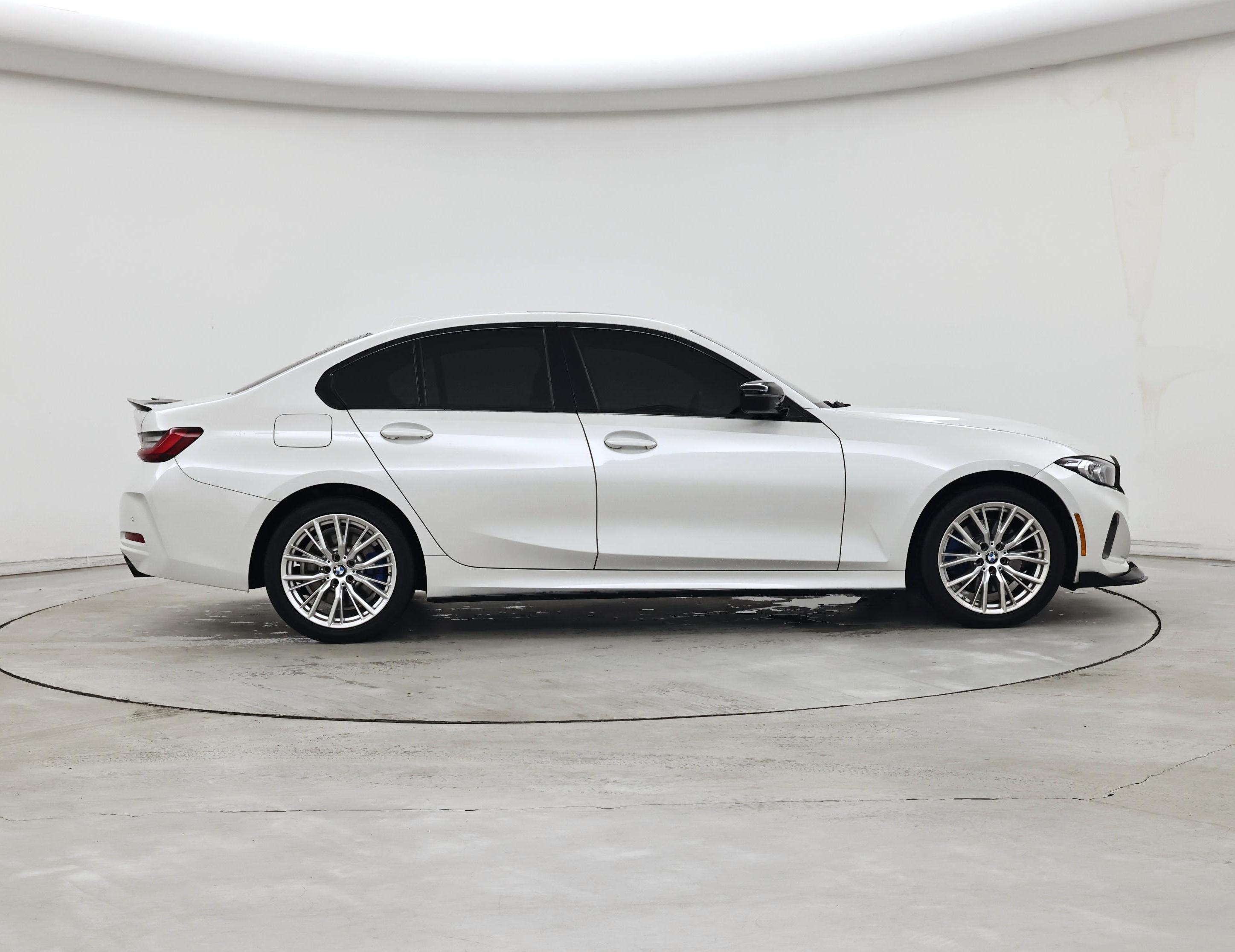 Thumbnail: 2024 BMW 3 Series - 7