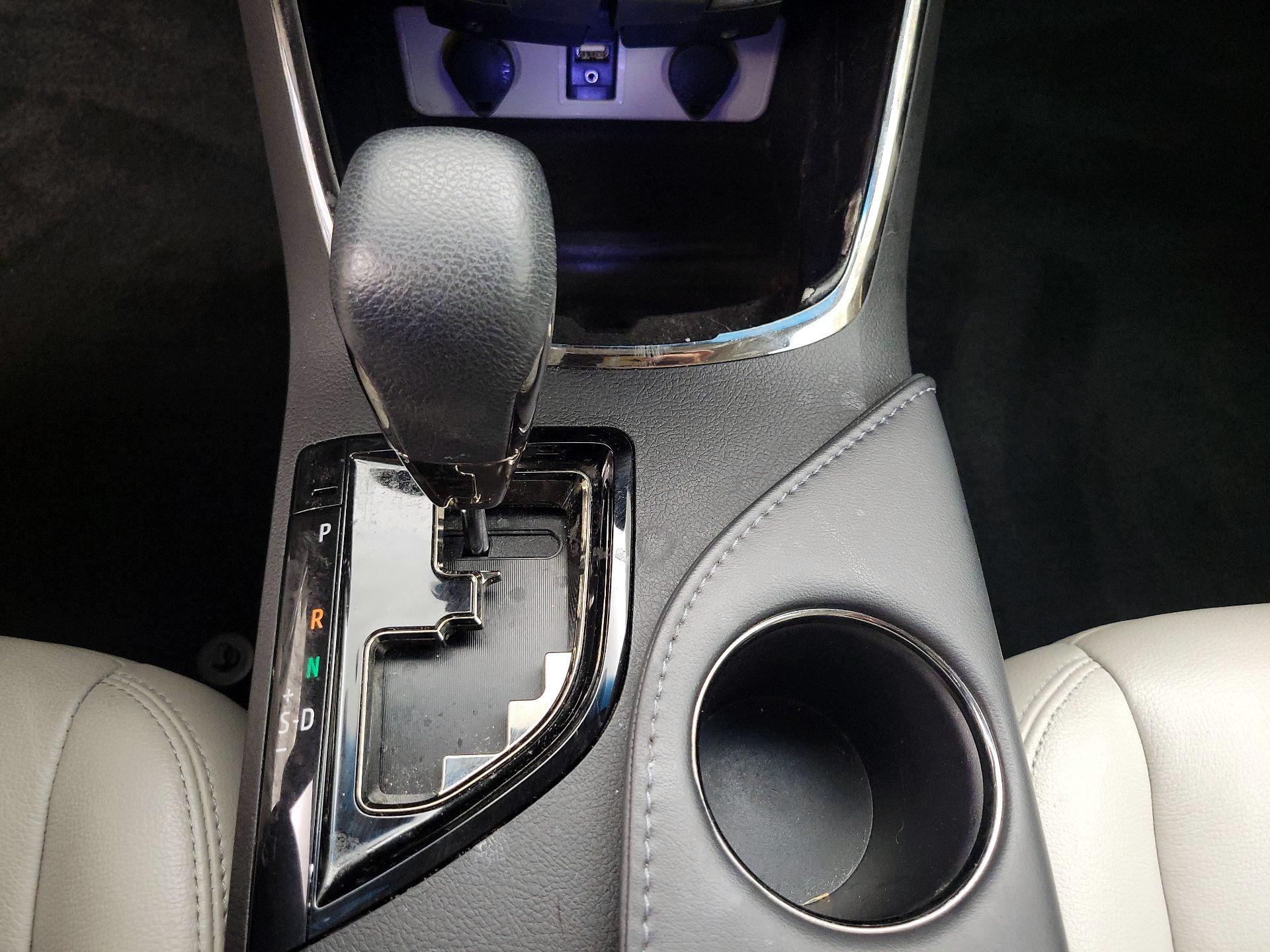 Thumbnail: 2016 Toyota Avalon - 17