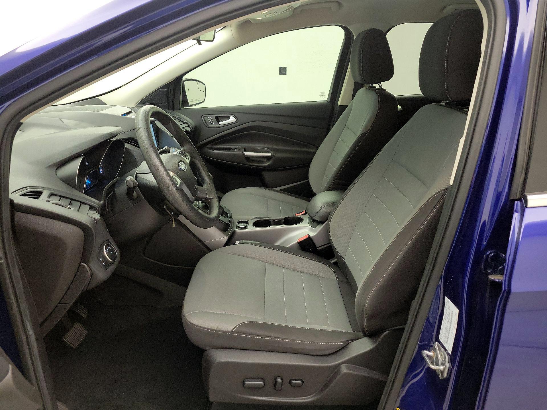 Thumbnail: 2016 Ford Escape - 11