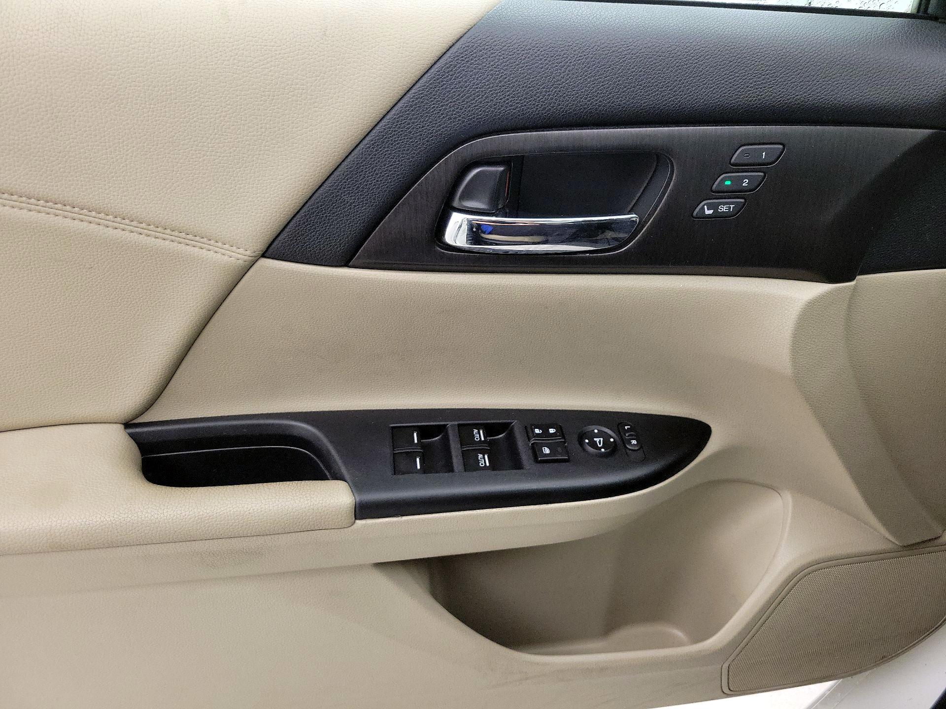 Thumbnail: 2014 Honda Accord - 12