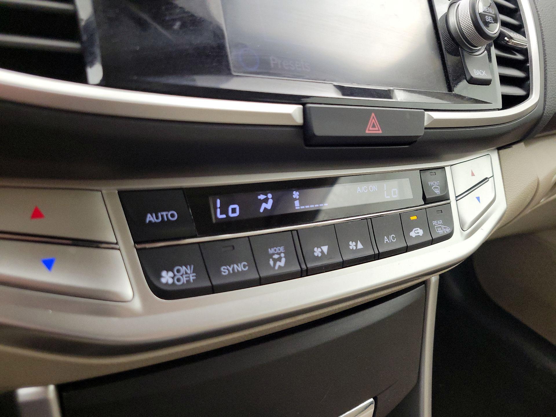 Thumbnail: 2014 Honda Accord - 16