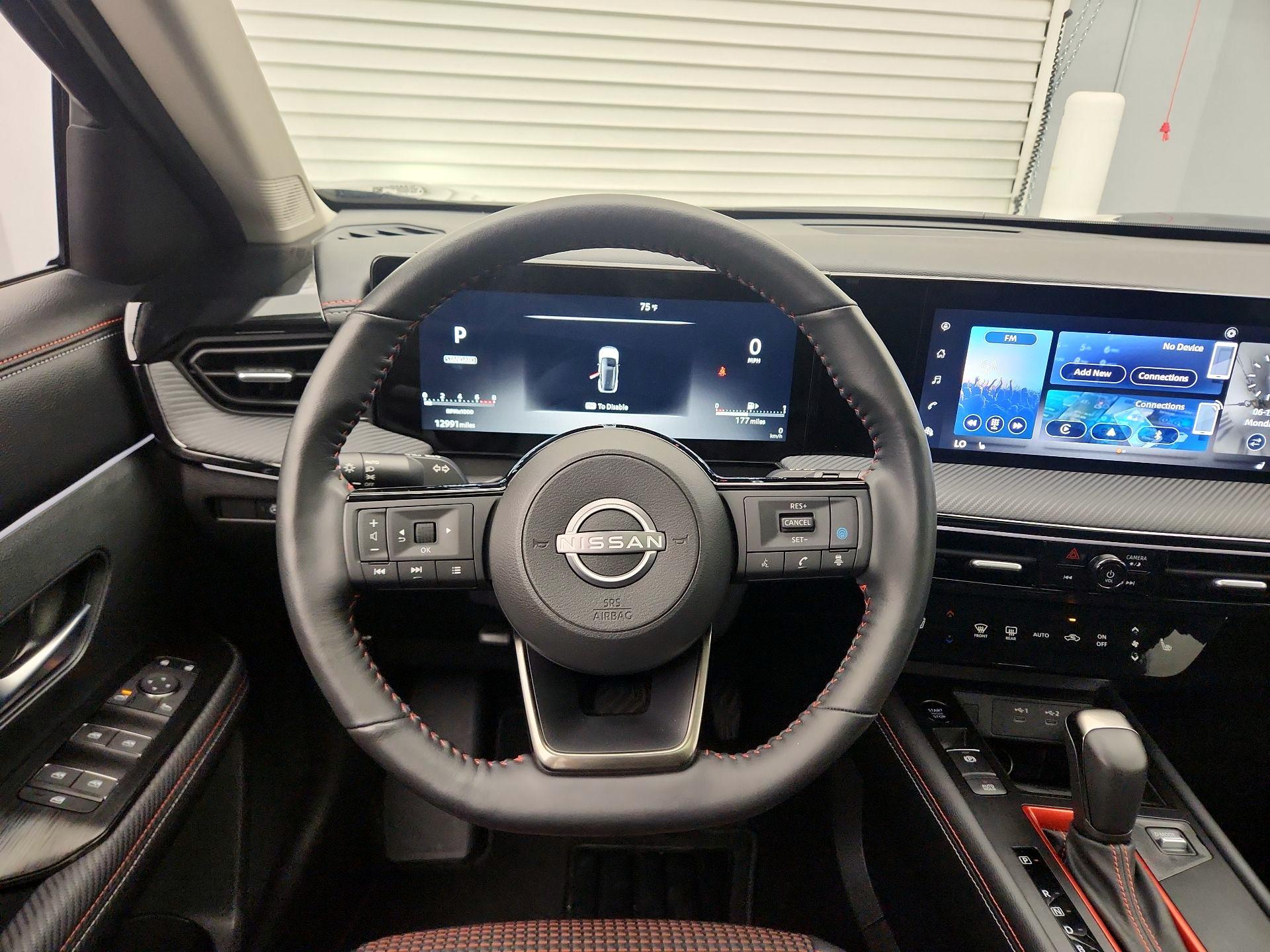 Thumbnail: 2025 Nissan Kicks - 10