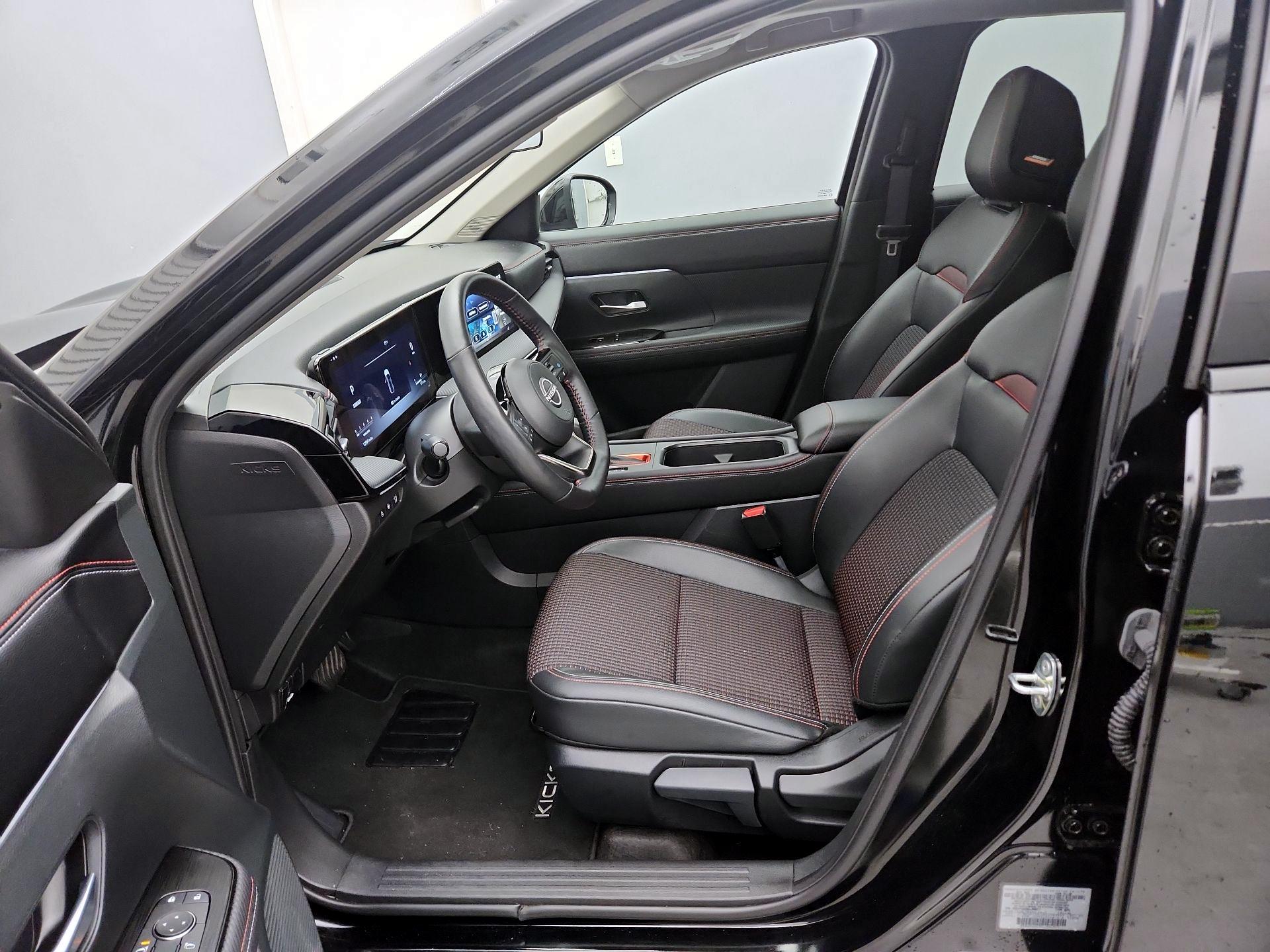 Thumbnail: 2025 Nissan Kicks - 11