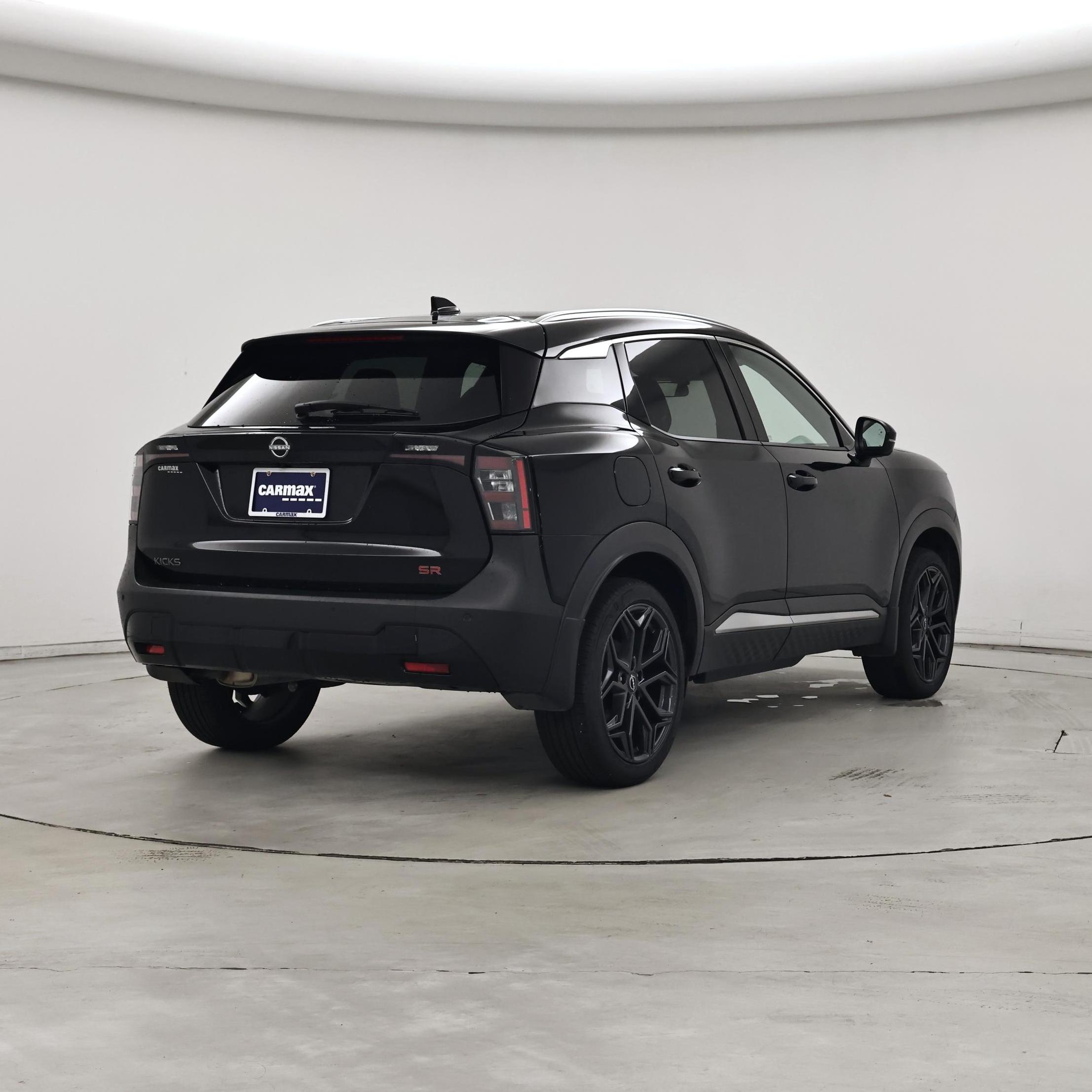 Thumbnail: 2025 Nissan Kicks - 8