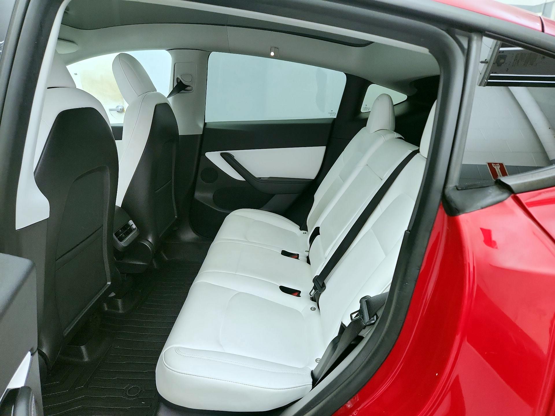 Thumbnail: 2021 Tesla Model Y - 19