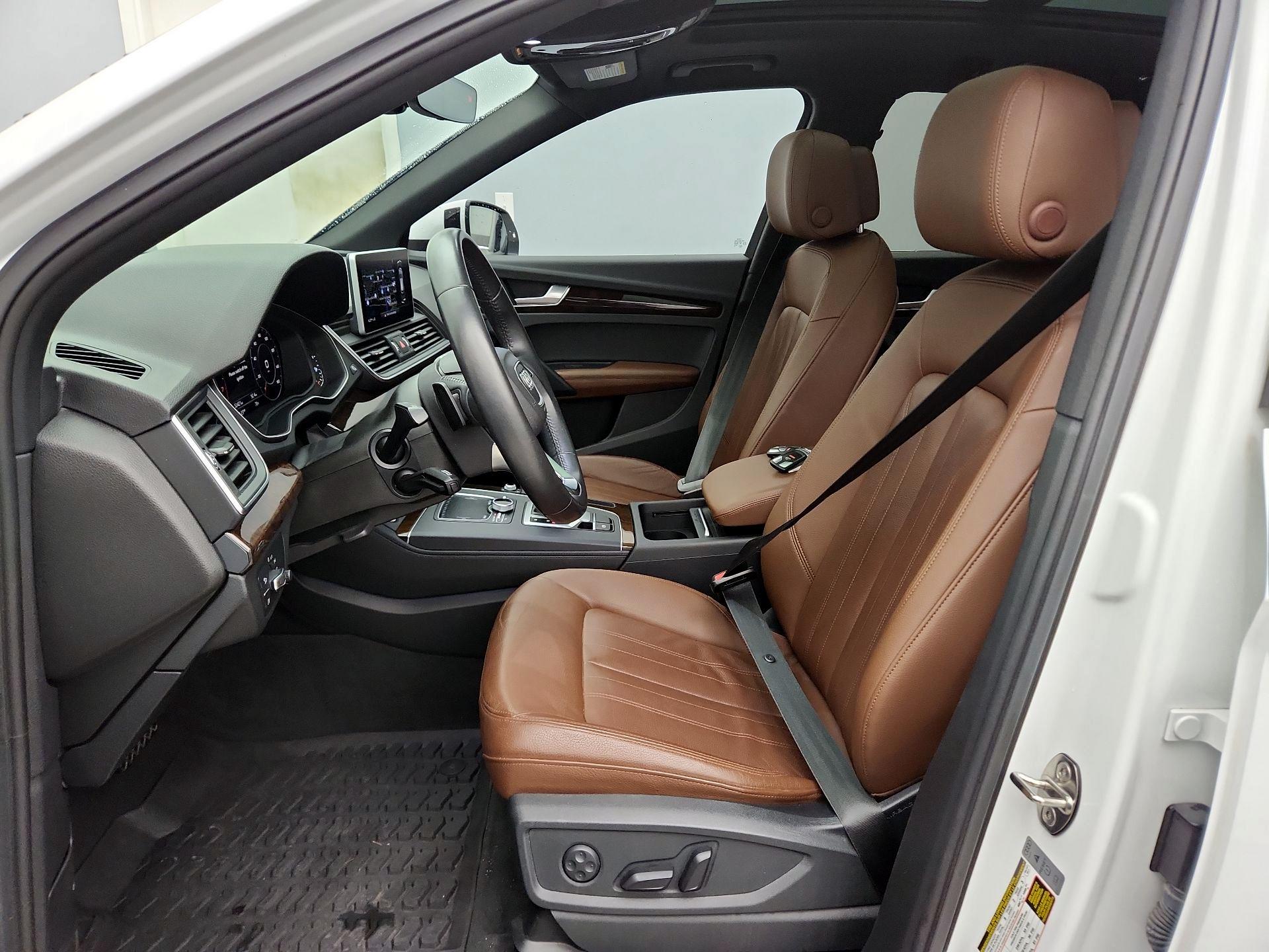 Thumbnail: 2019 Audi Q5 - 11